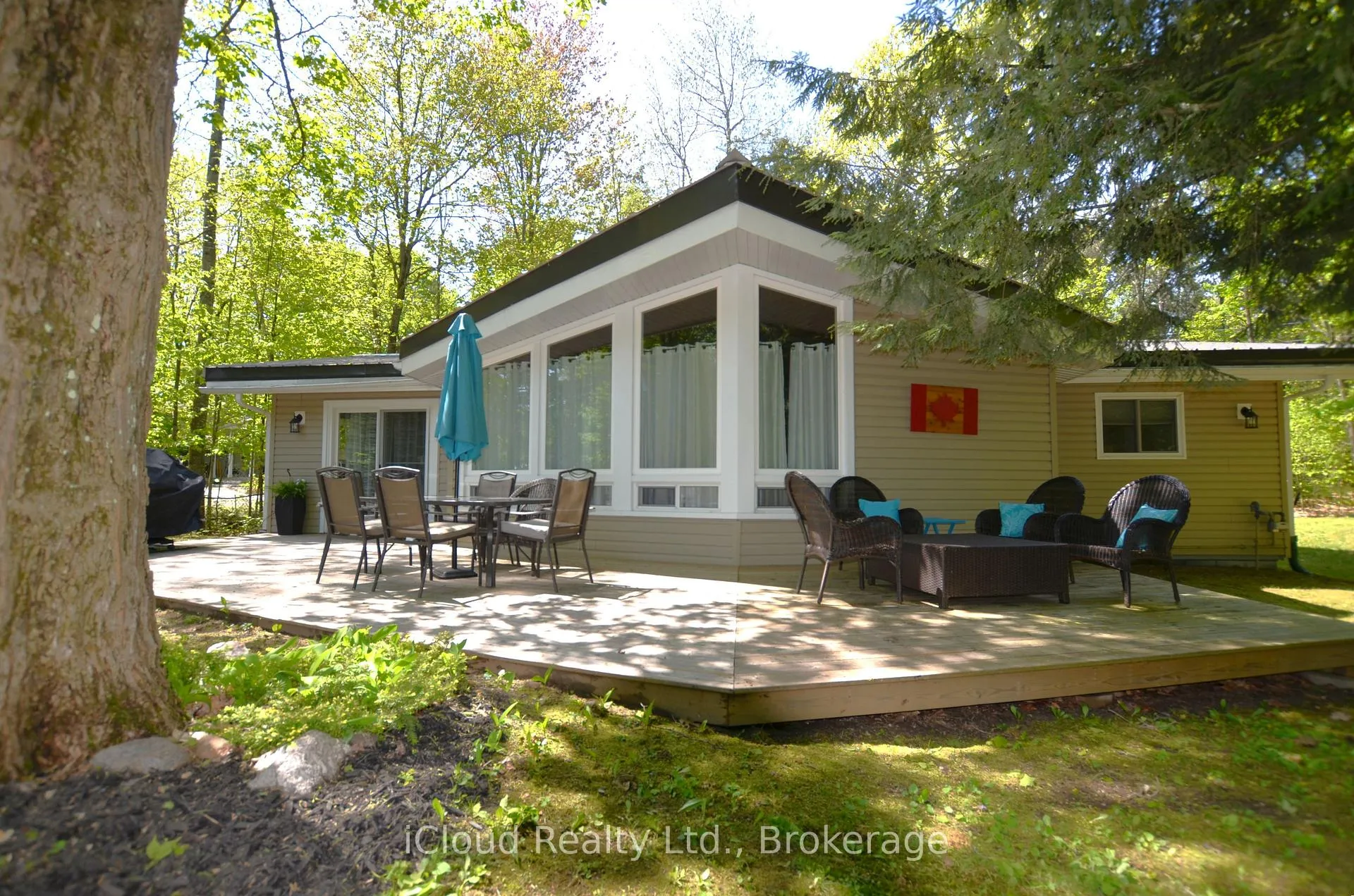 Photo 32 of 20 Roberval Circle, Tiny, Rural Tiny — HOMEH