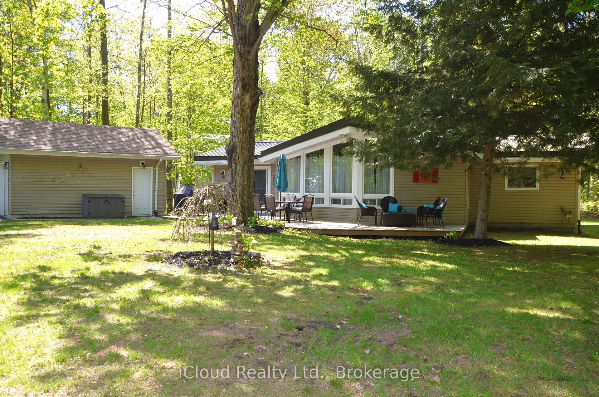 Photo 37 of 20 Roberval Circle, Tiny, Rural Tiny — HOMEH