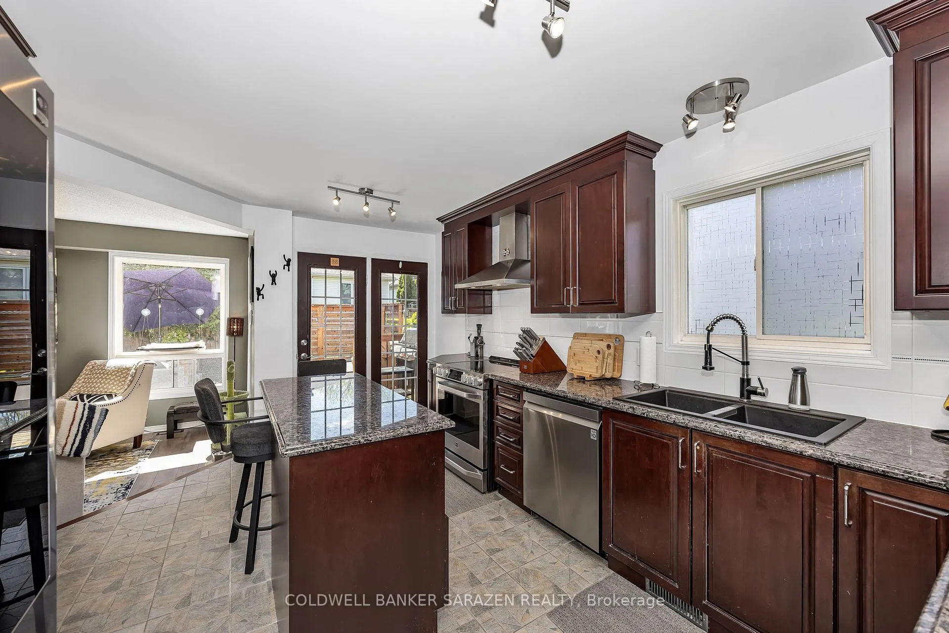 Photo 13 of 116 Bloomingdale Street, Ottawa, Central Park — HOMEH