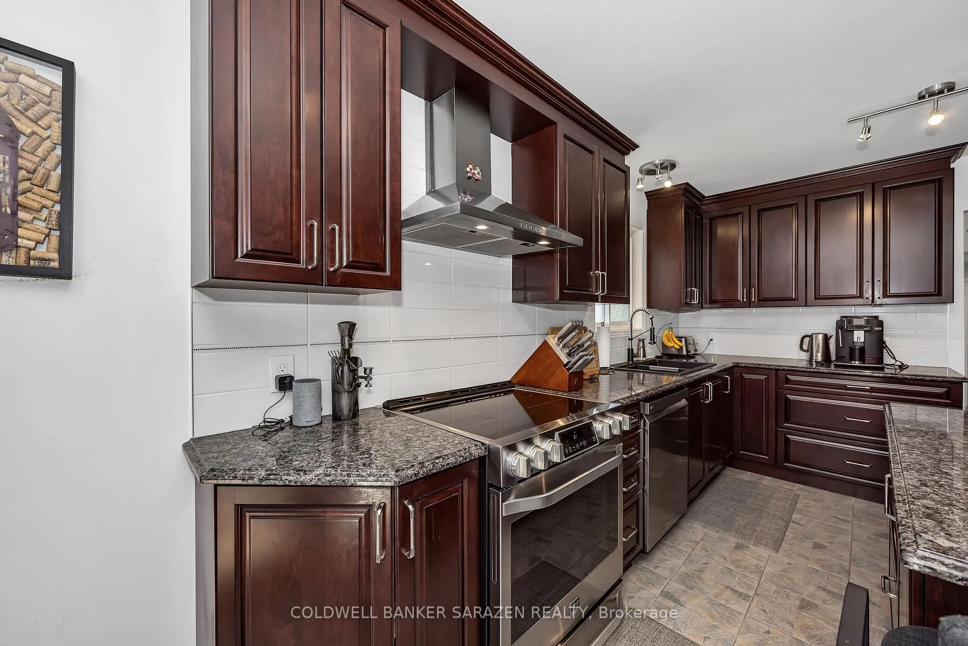Photo 15 of 116 Bloomingdale Street, Ottawa, Central Park — HOMEH