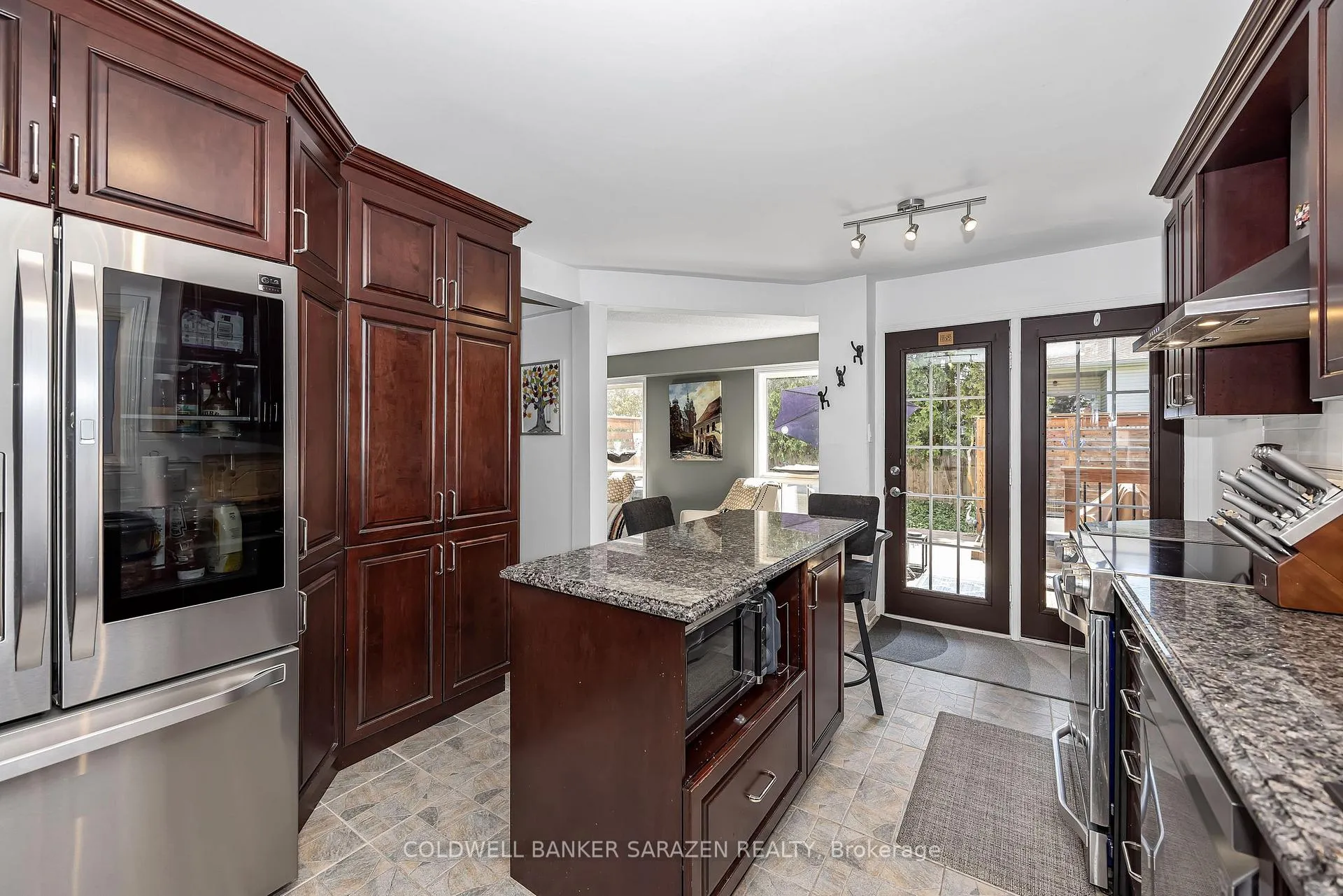 Photo 17 of 116 Bloomingdale Street, Ottawa, Central Park — HOMEH