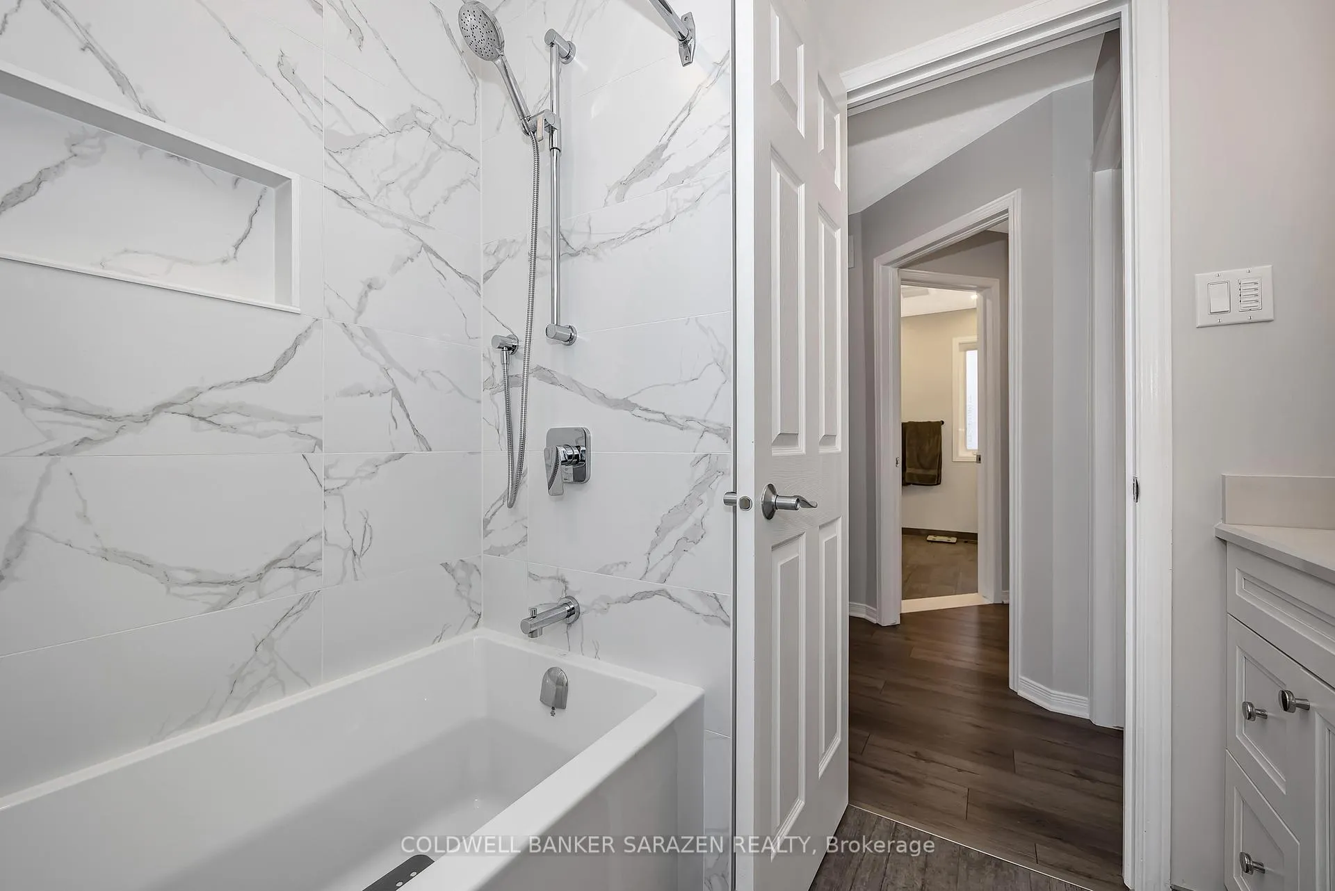 Photo 33 of 116 Bloomingdale Street, Ottawa, Central Park — HOMEH