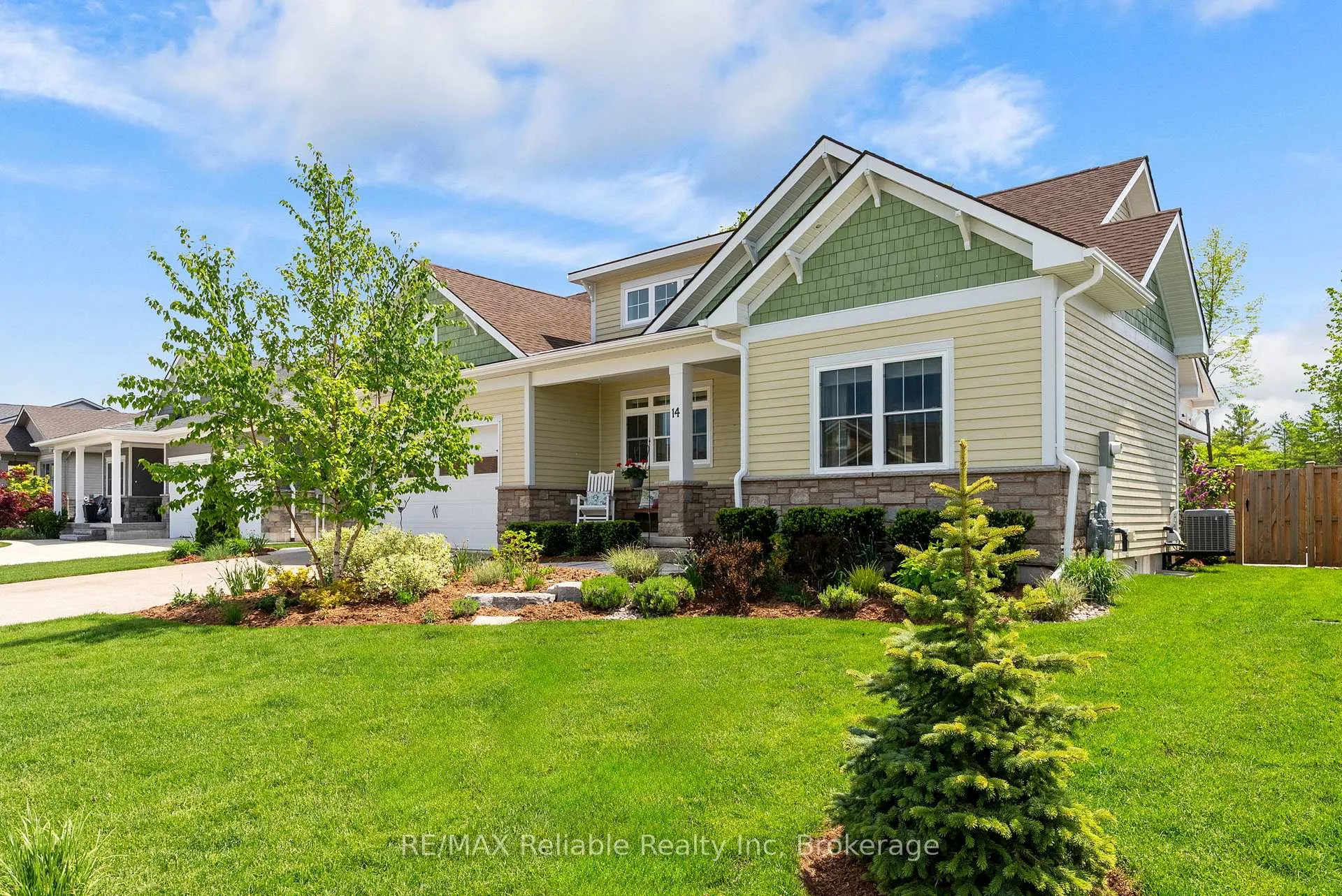 Photo 3 of 14 Thimbleweed Drive, Bluewater, Bayfield — HOMEH