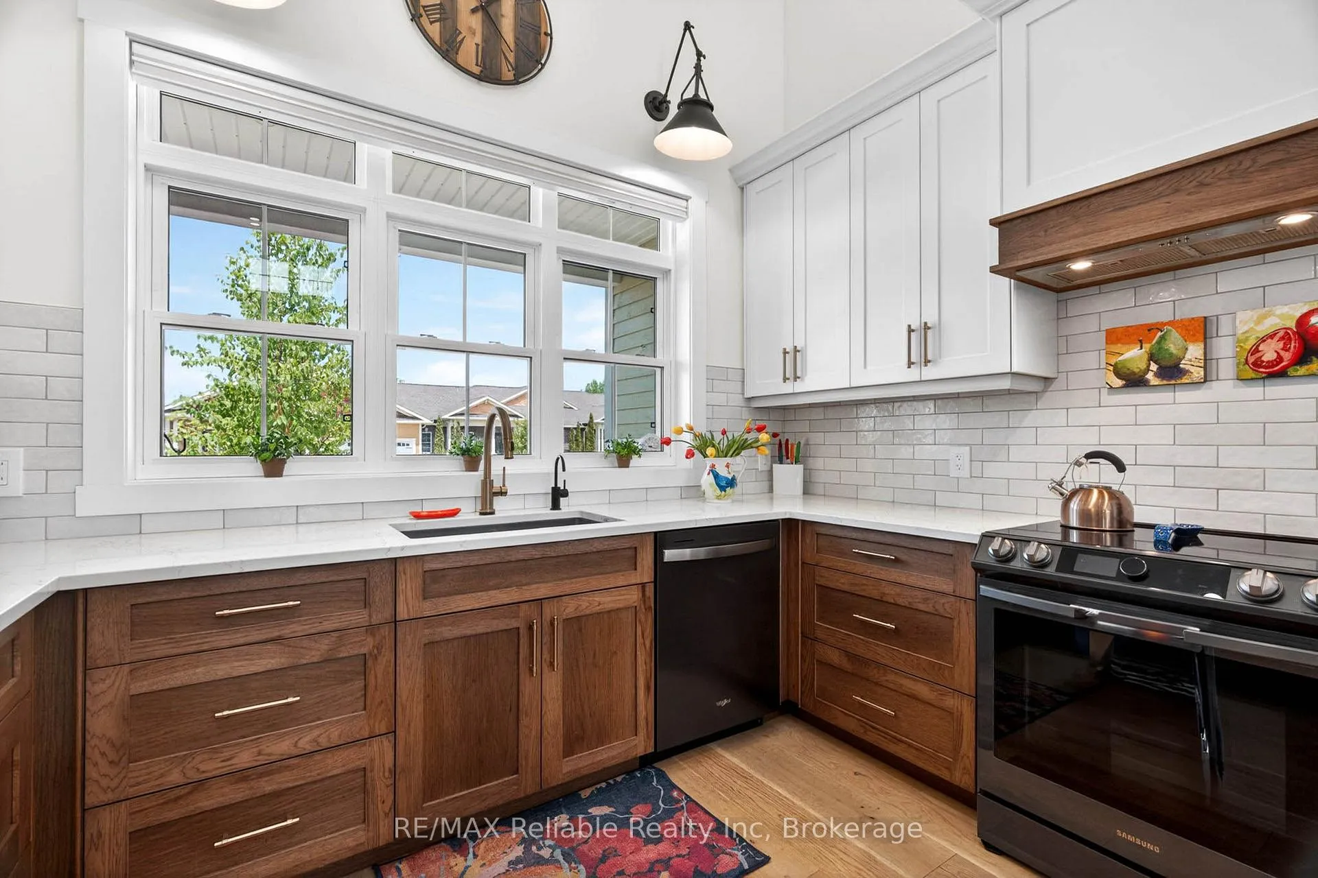Photo 9 of 14 Thimbleweed Drive, Bluewater, Bayfield — HOMEH
