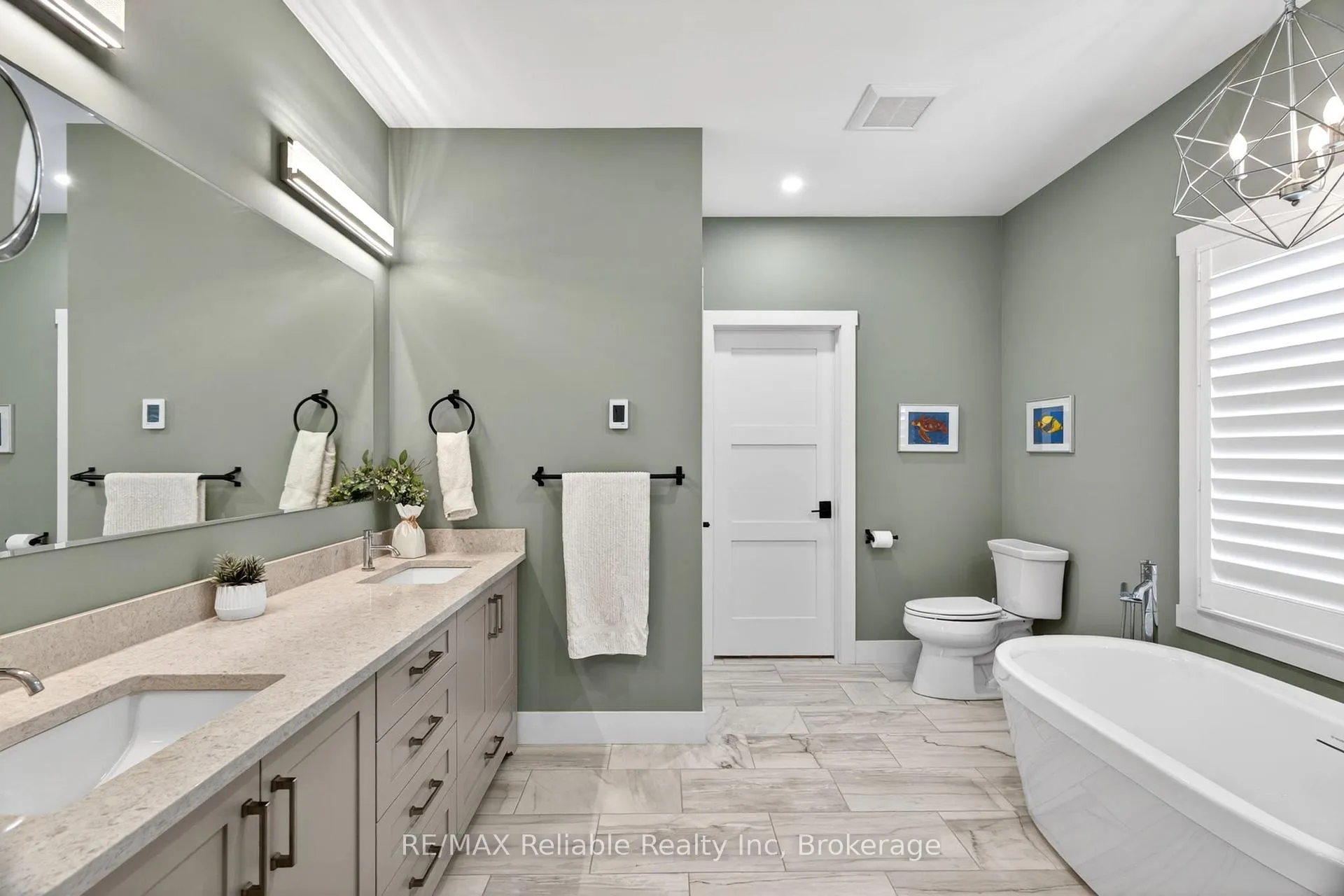 Photo 18 of 14 Thimbleweed Drive, Bluewater, Bayfield — HOMEH