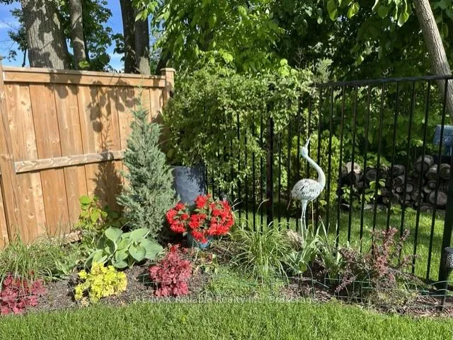 Photo 38 of 14 Thimbleweed Drive, Bluewater, Bayfield — HOMEH