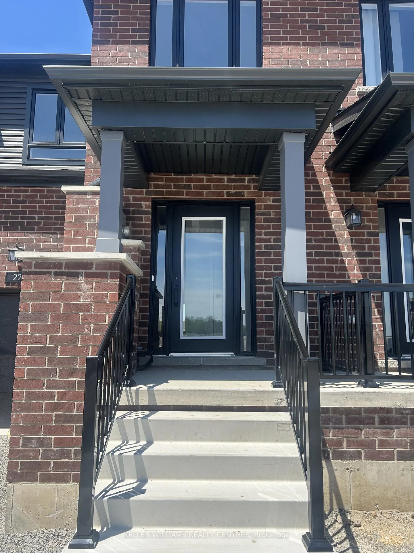 Photo 2 of 22 McAush Street, Barrie, Rural Barrie Southeast — HOMEH