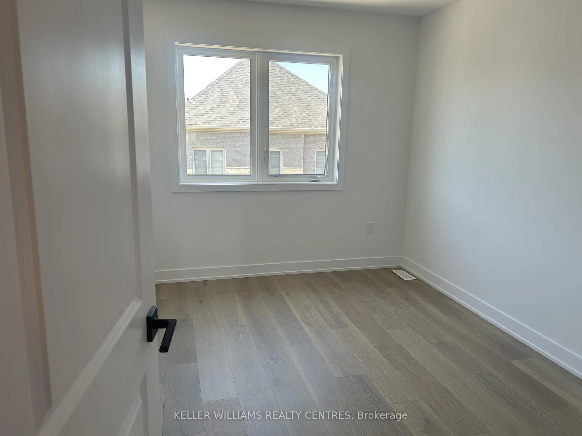 Photo 19 of 22 McAush Street, Barrie, Rural Barrie Southeast — HOMEH