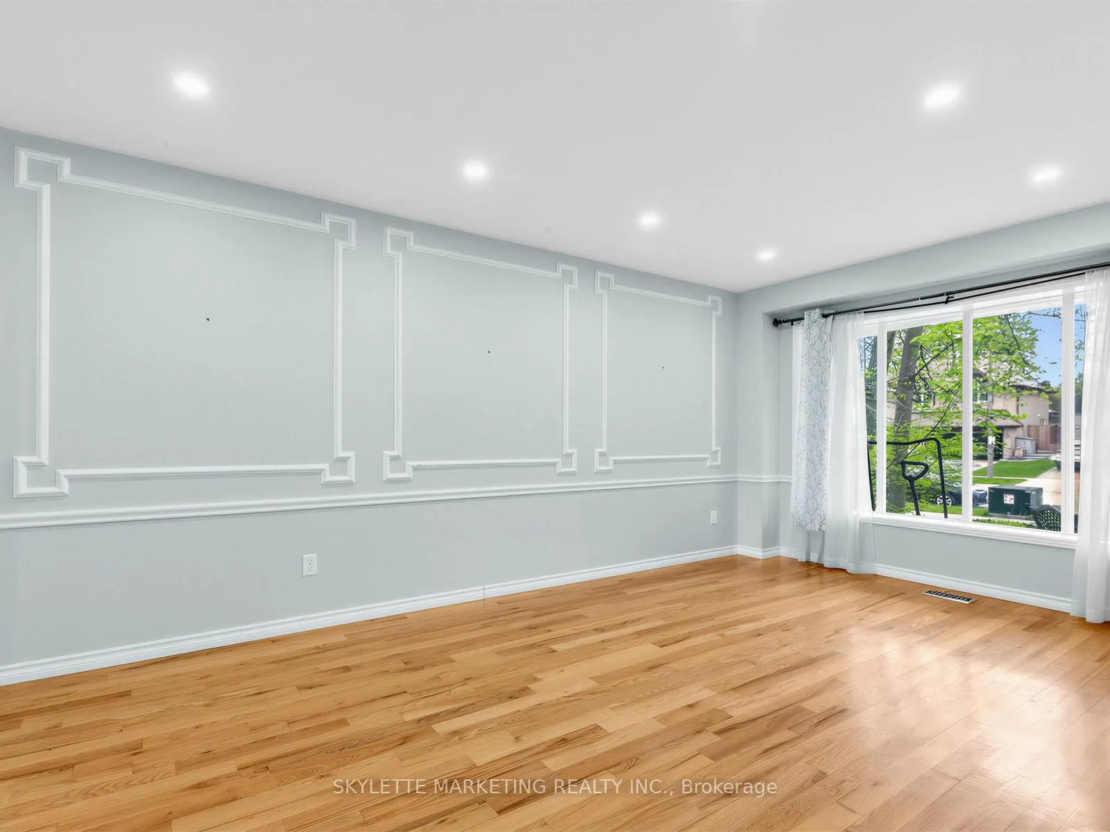 Photo 6 of 23 Willowbrook Road, Markham, Aileen-Willowbrook — HOMEH