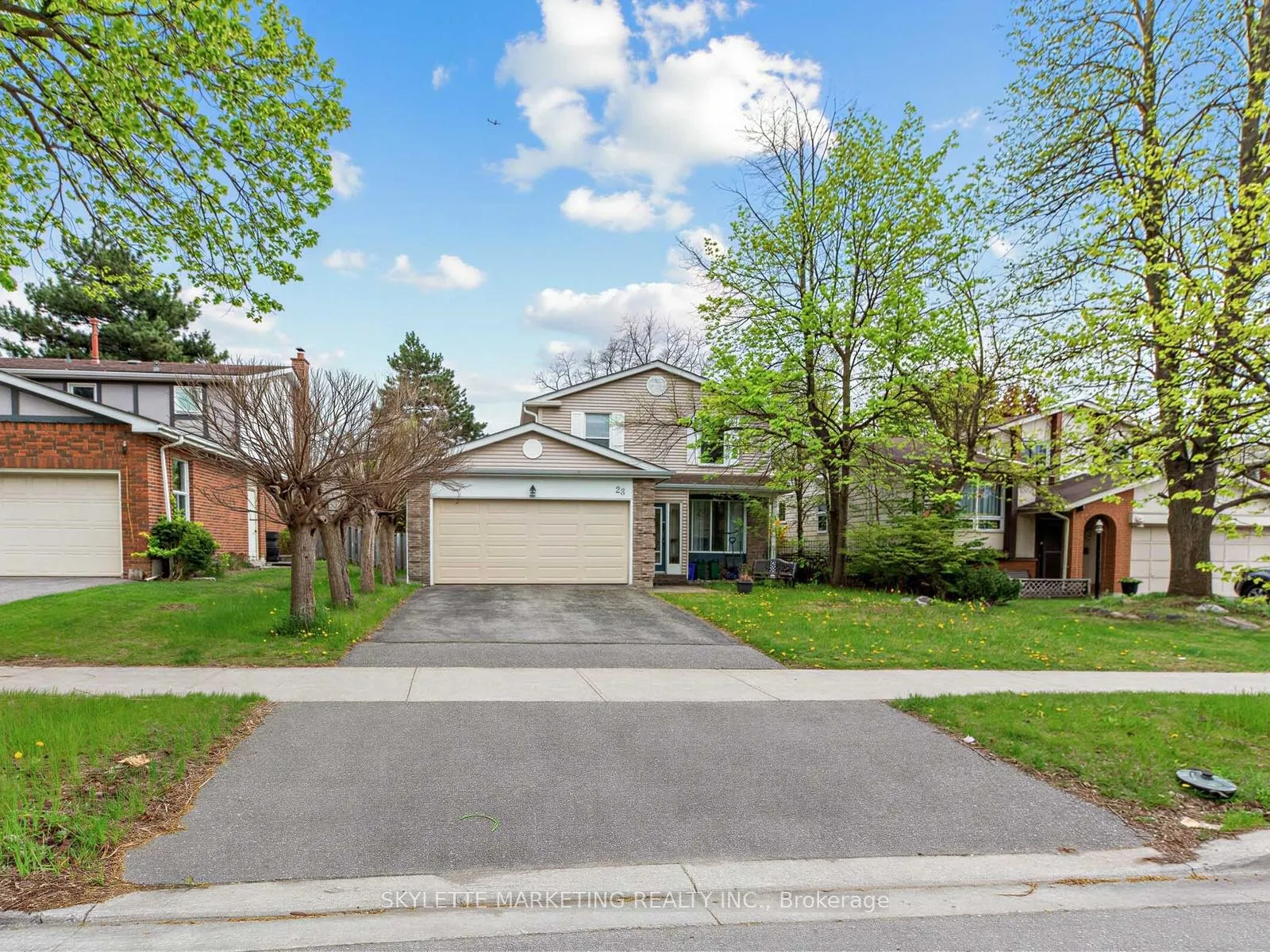 Photo 18 of 23 Willowbrook Road, Markham, Aileen-Willowbrook — HOMEH