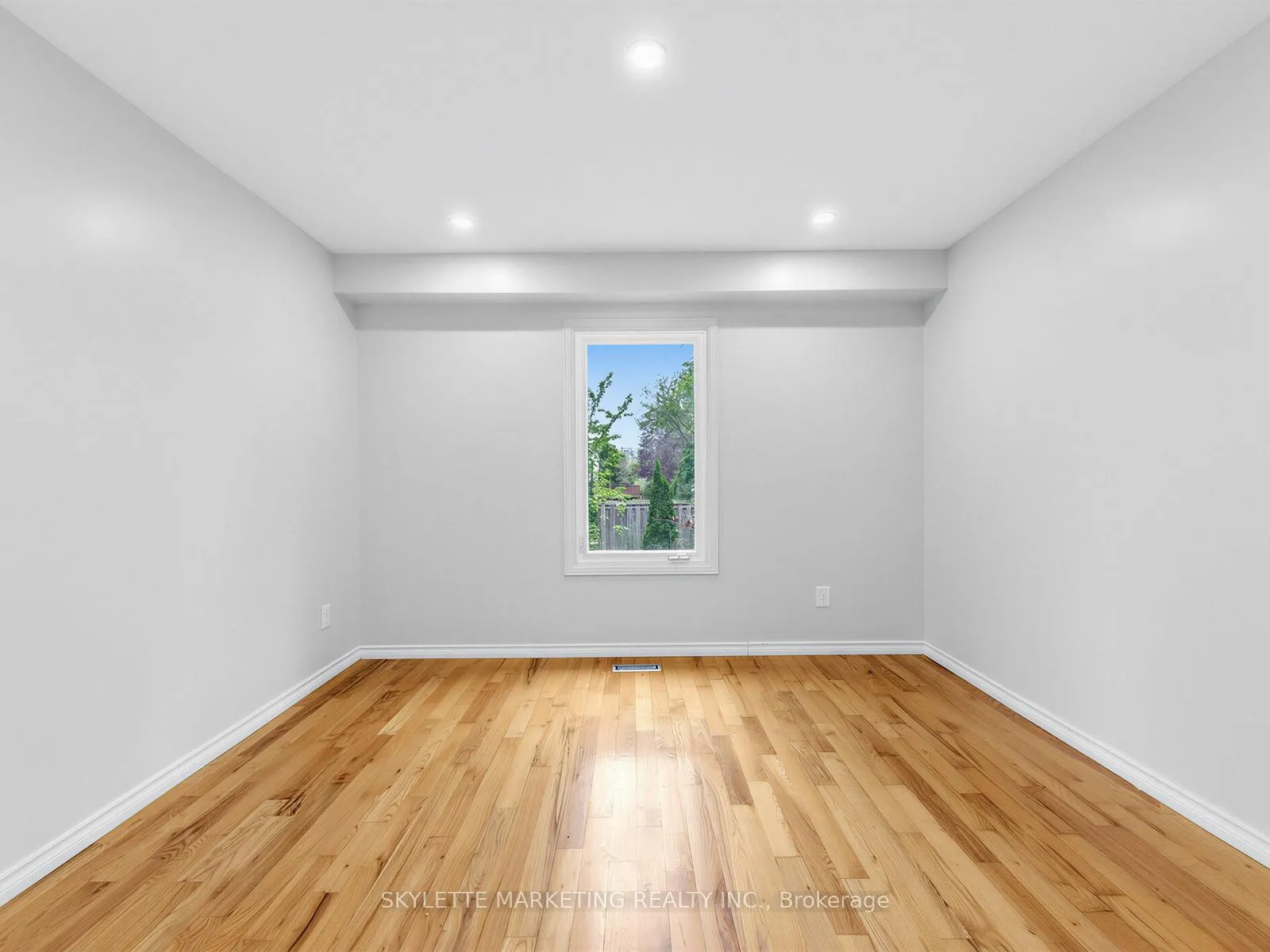 Photo 23 of 23 Willowbrook Road, Markham, Aileen-Willowbrook — HOMEH