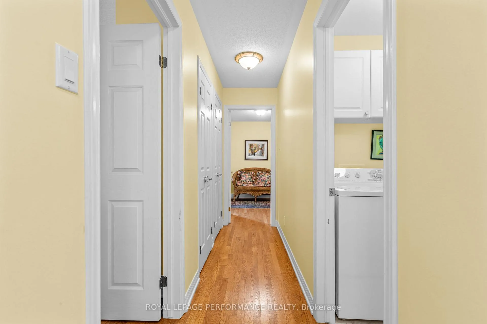 Photo 18 of 7 Roseglen Private, Ottawa, Playfair Park — HOMEH
