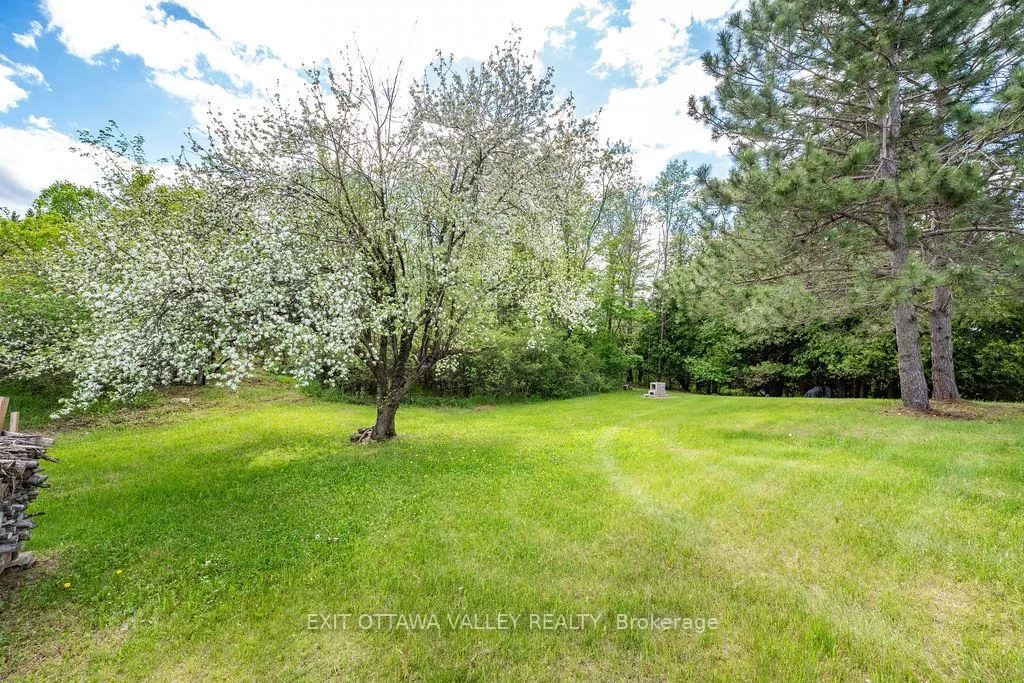 Photo 26 of 00 Mineview Road, Whitewater Region, Whitewater Region — HOMEH