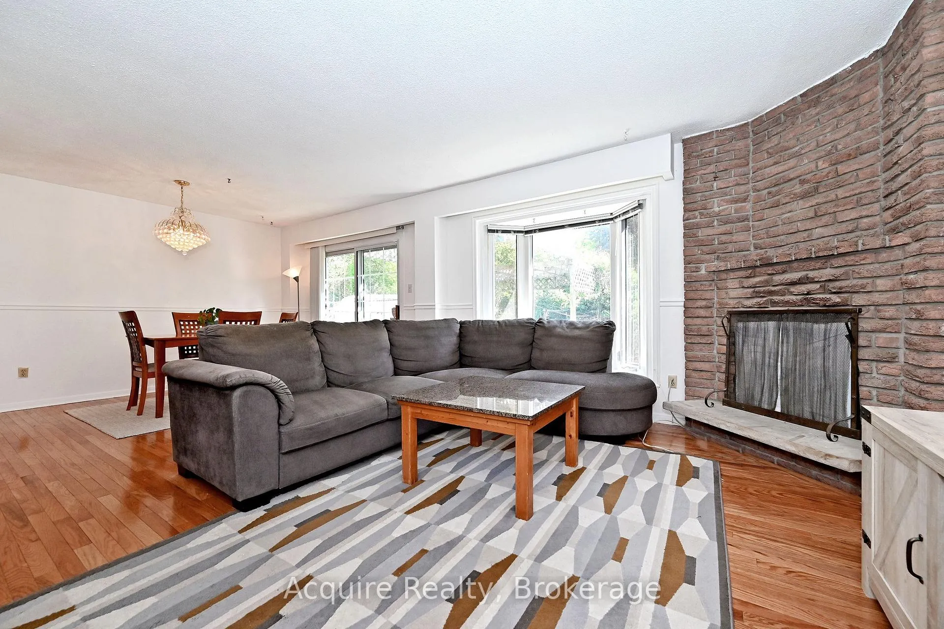 Photo 6 of 64 Bushmills Square, Scarborough, Agincourt North — HOMEH