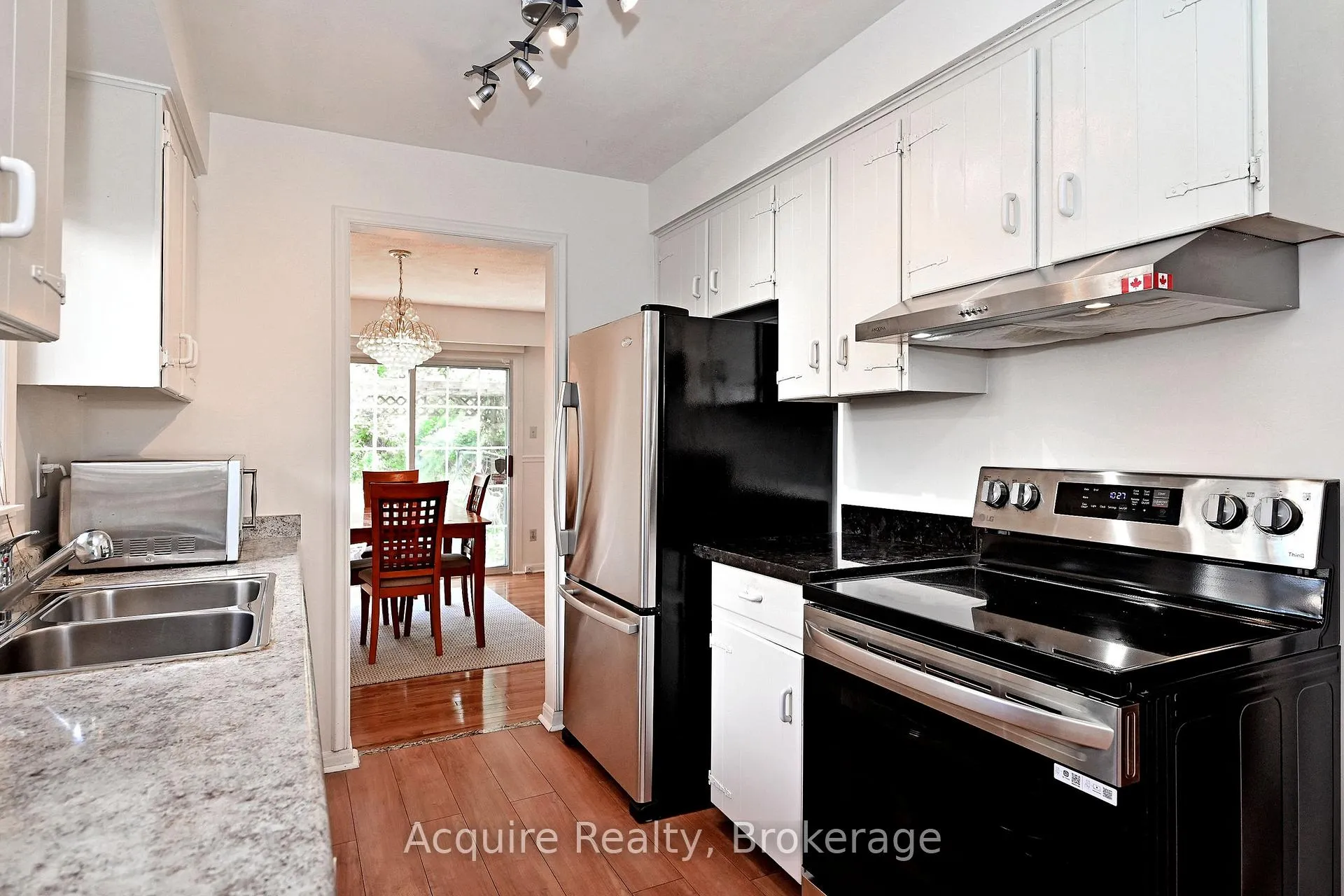 Photo 12 of 64 Bushmills Square, Scarborough, Agincourt North — HOMEH