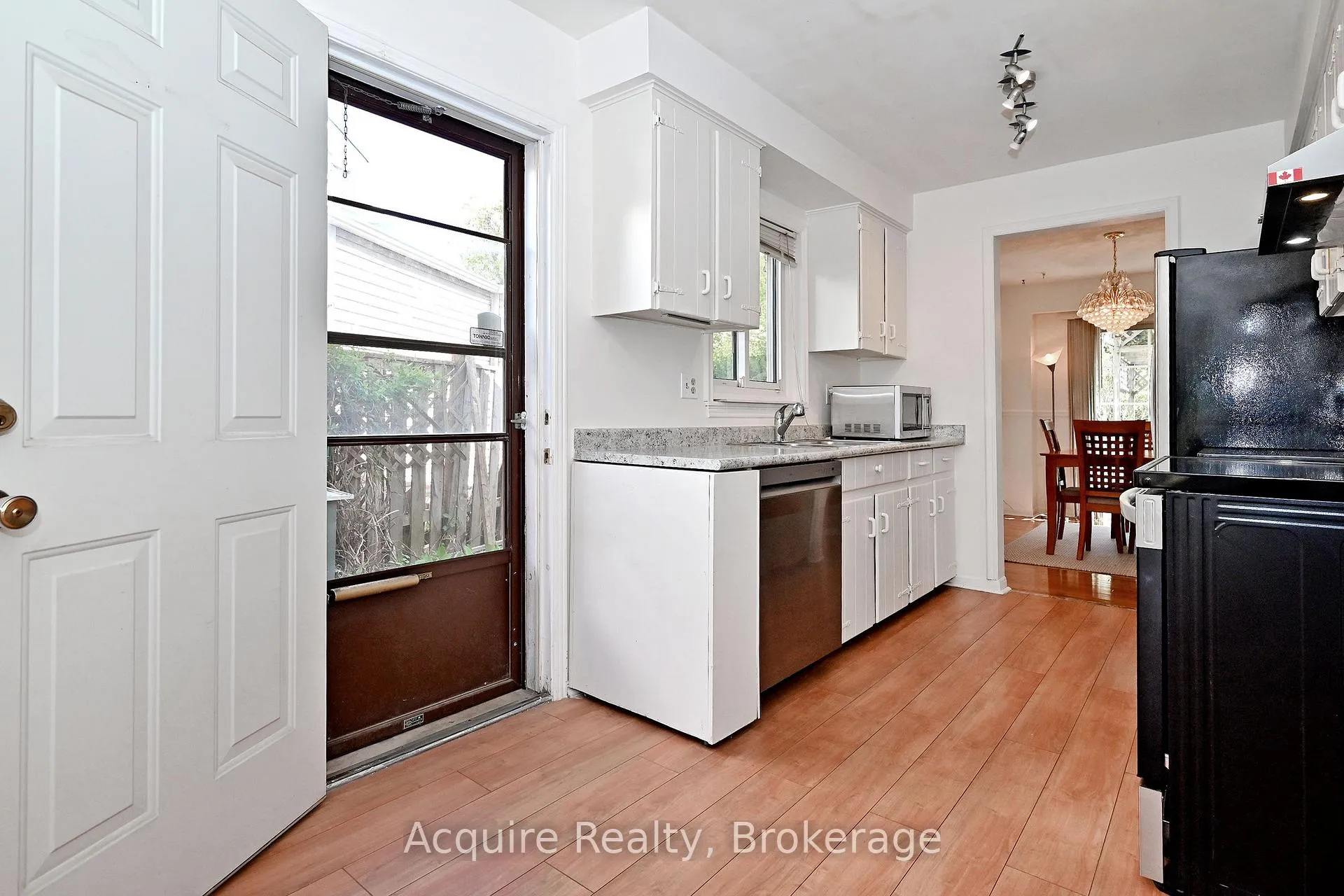 Photo 15 of 64 Bushmills Square, Scarborough, Agincourt North — HOMEH