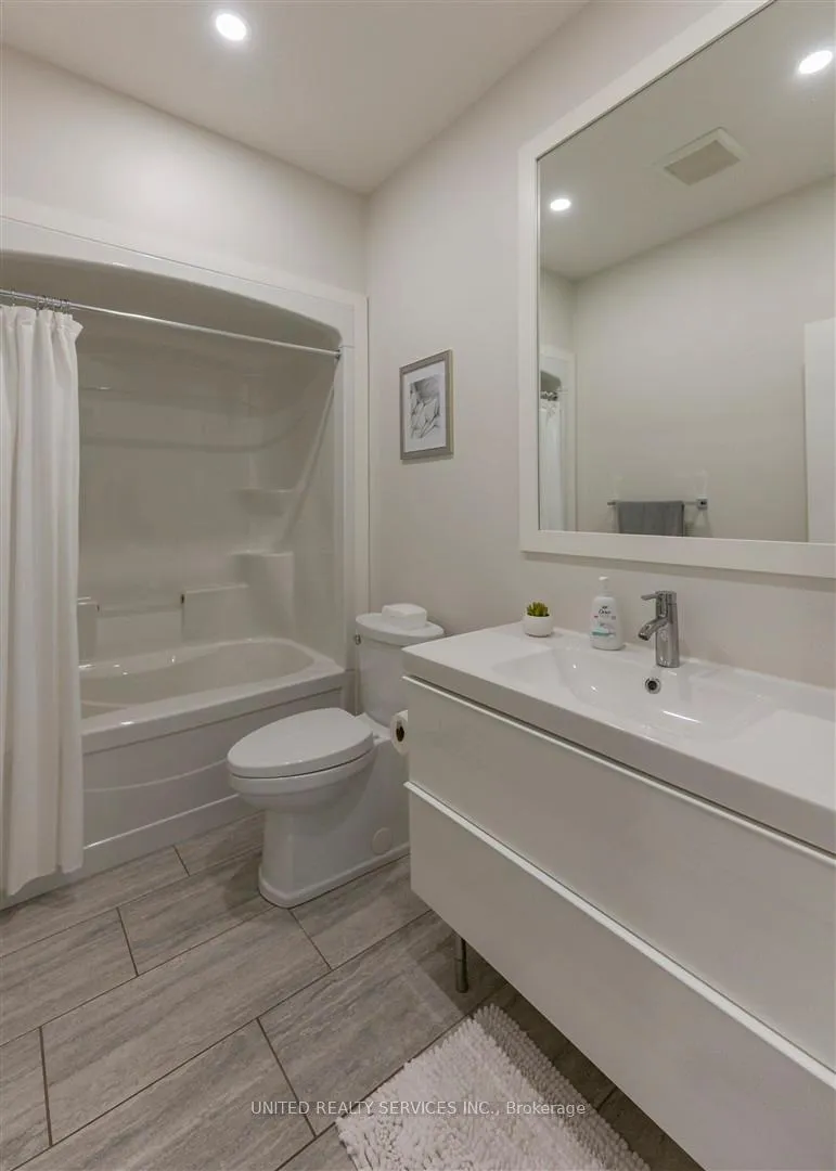 Photo 22 of Unit 51, 4700 Hamilton Road, Thames Centre, Rural Thames Centre — HOMEH