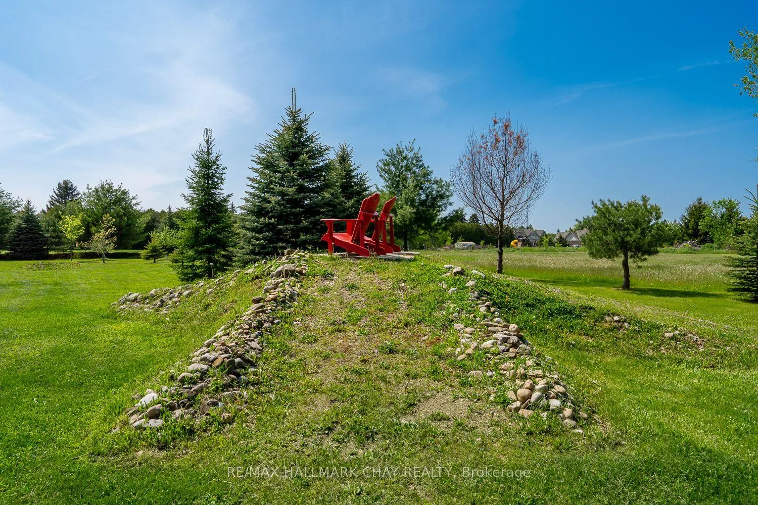 Photo 36 of 23 Somerville Crescent, Mulmur, Rural Mulmur — HOMEH