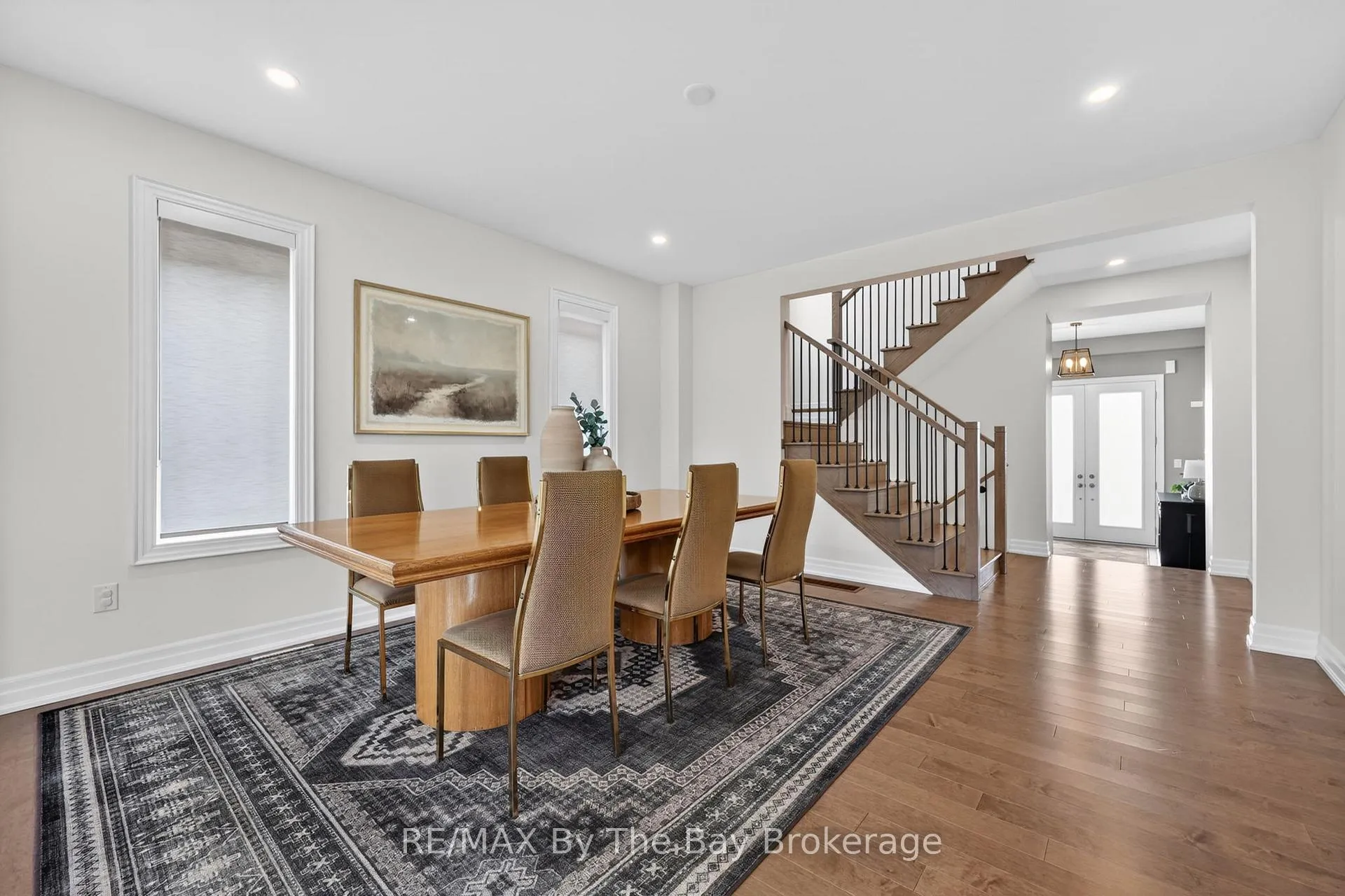 Photo 7 of 167 Rosanne Circle, Wasaga Beach — HOMEH