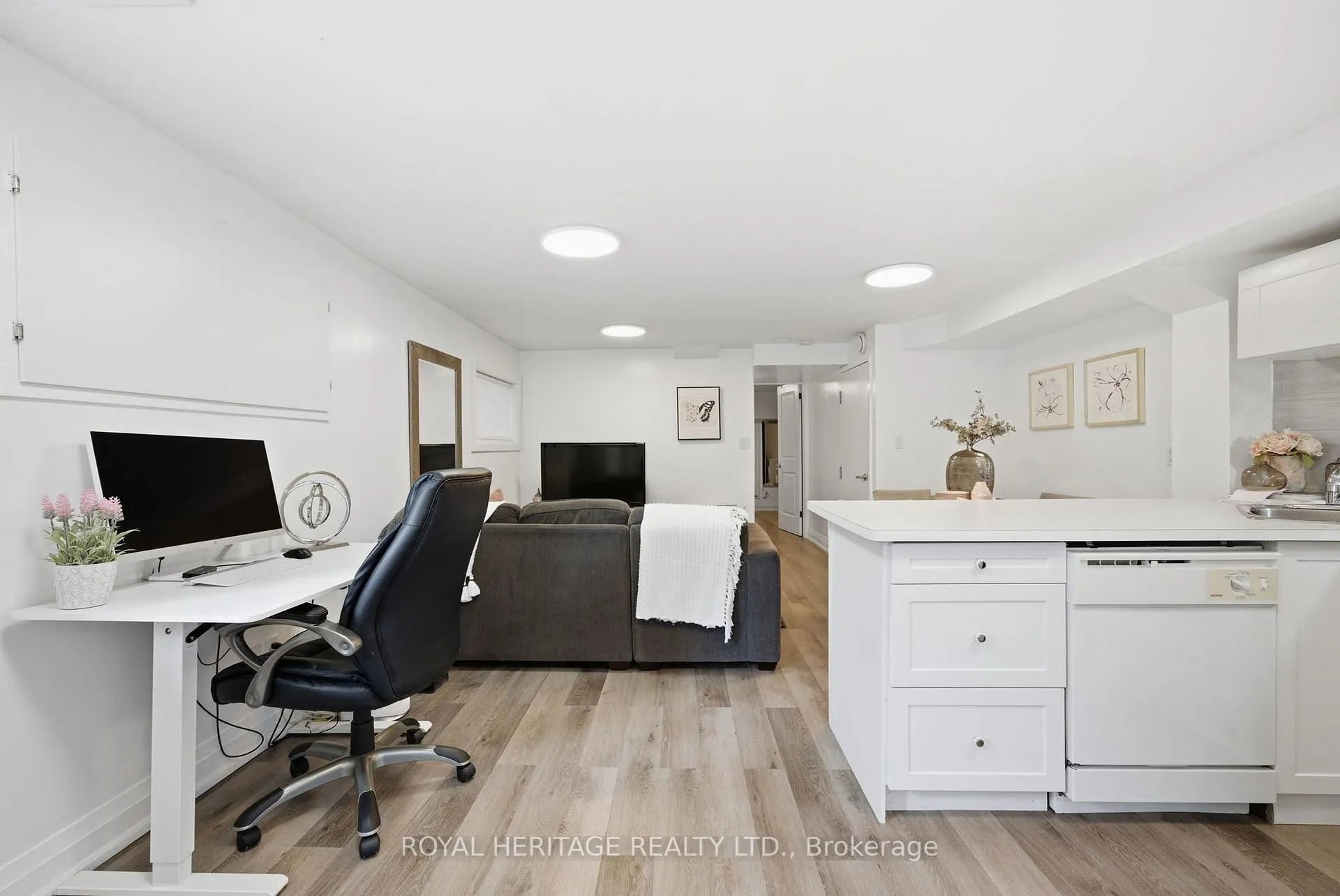 Photo 25 of 268 Hiawatha Road, Toronto, Greenwood-Coxwell — HOMEH