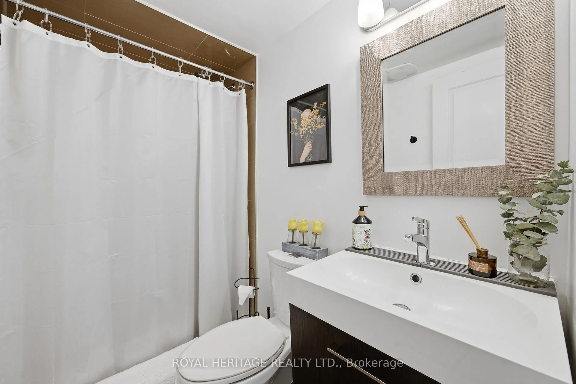 Photo 28 of 268 Hiawatha Road, Toronto, Greenwood-Coxwell — HOMEH