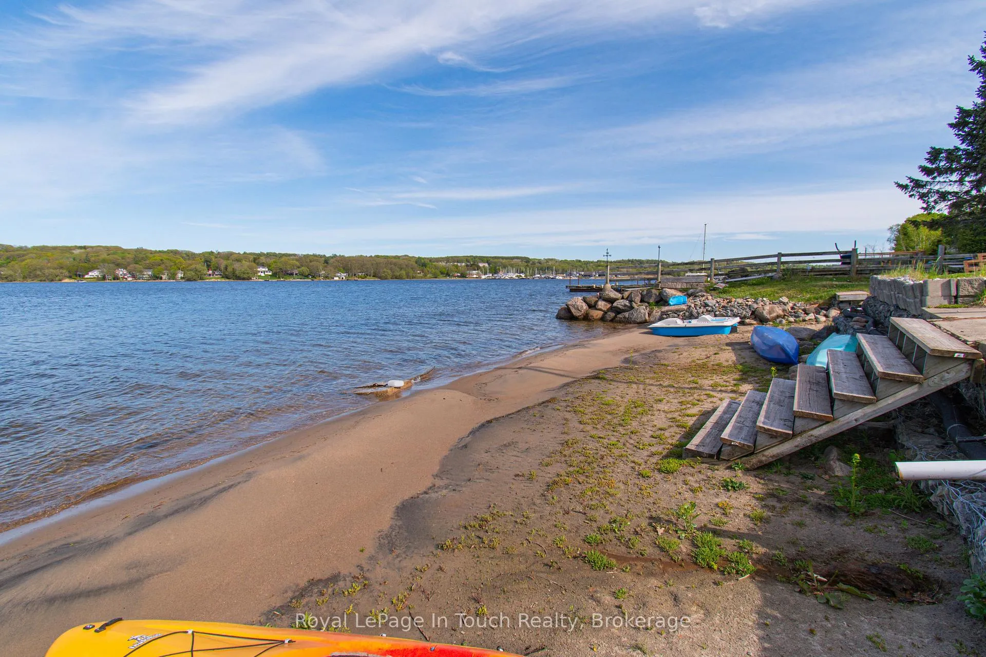 Photo 2 of 441 Champlain Road, Penetanguishene — HOMEH
