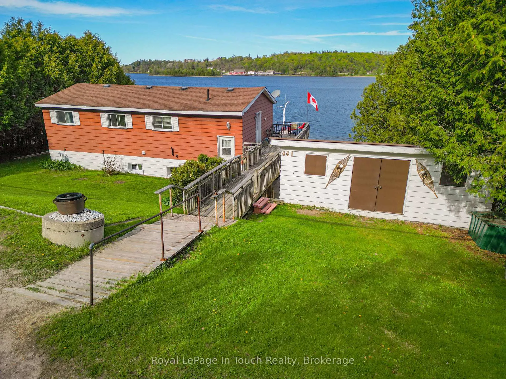 Photo 3 of 441 Champlain Road, Penetanguishene — HOMEH