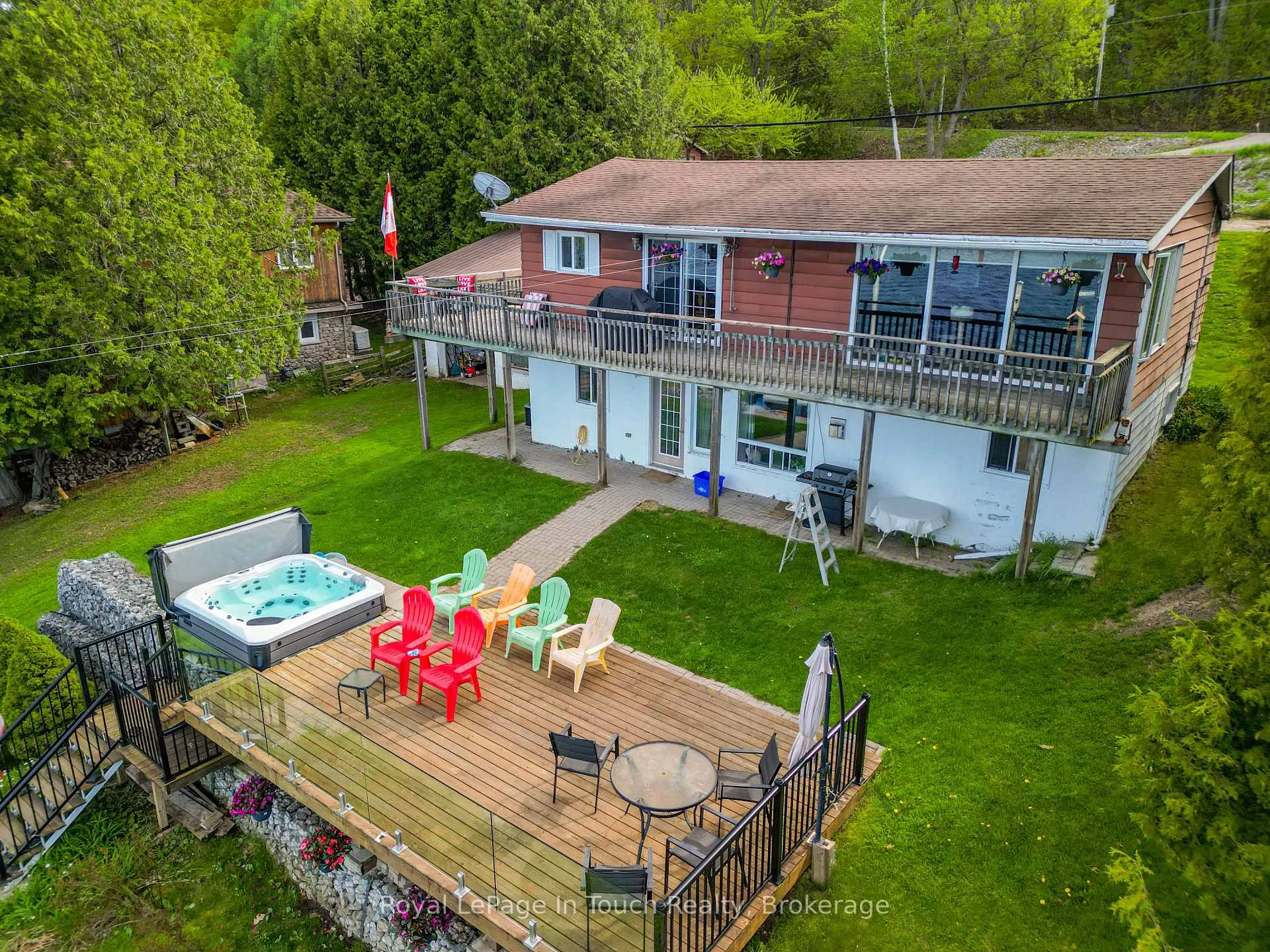 Photo 5 of 441 Champlain Road, Penetanguishene — HOMEH