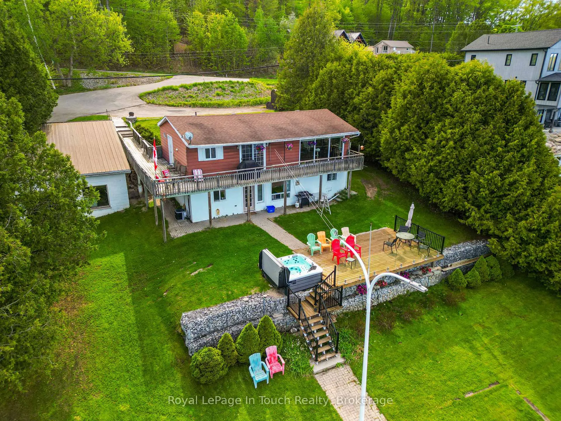 Photo 6 of 441 Champlain Road, Penetanguishene — HOMEH