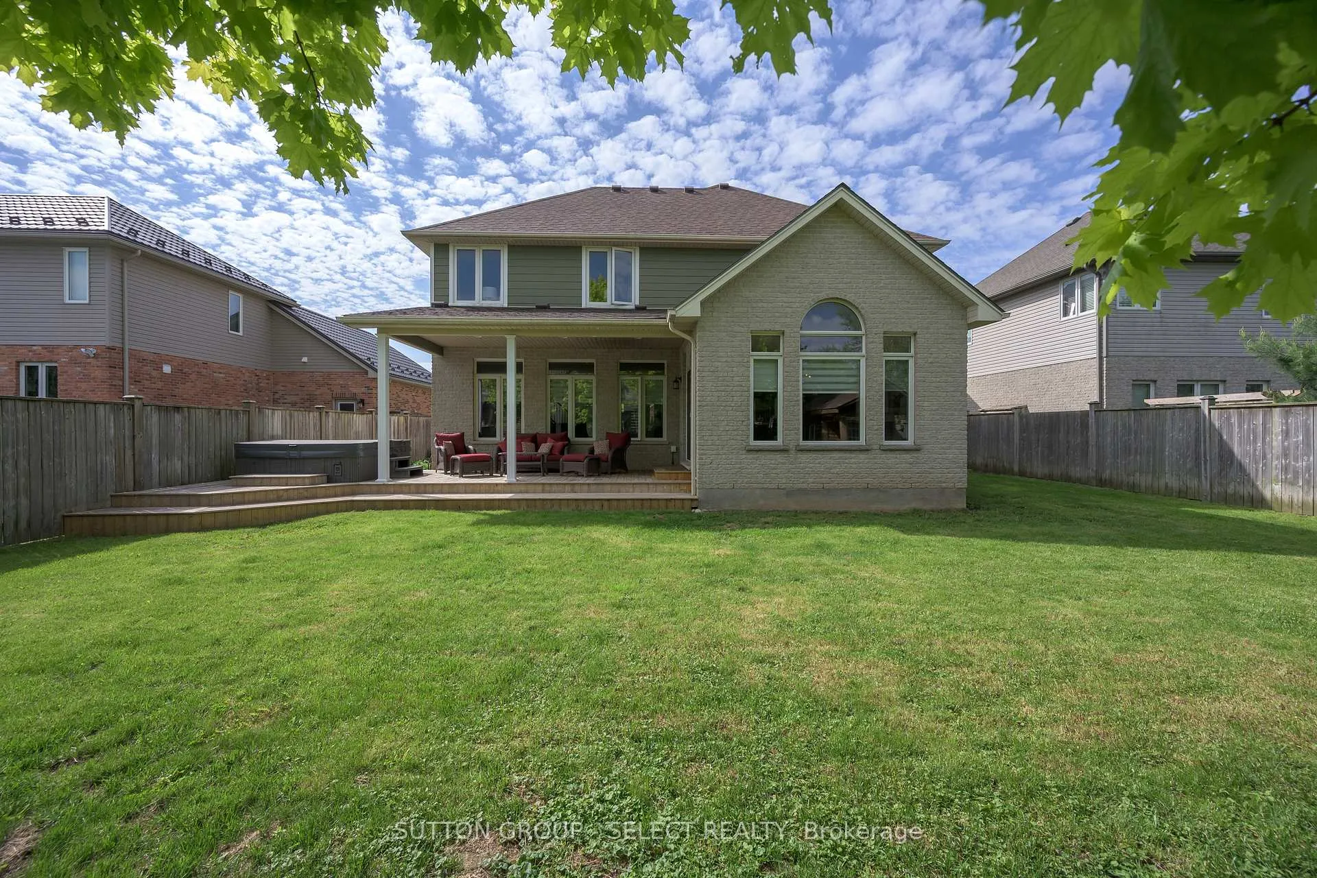 Photo 9 of 220 Boyd Boulevard, Zorra, Thamesford — HOMEH