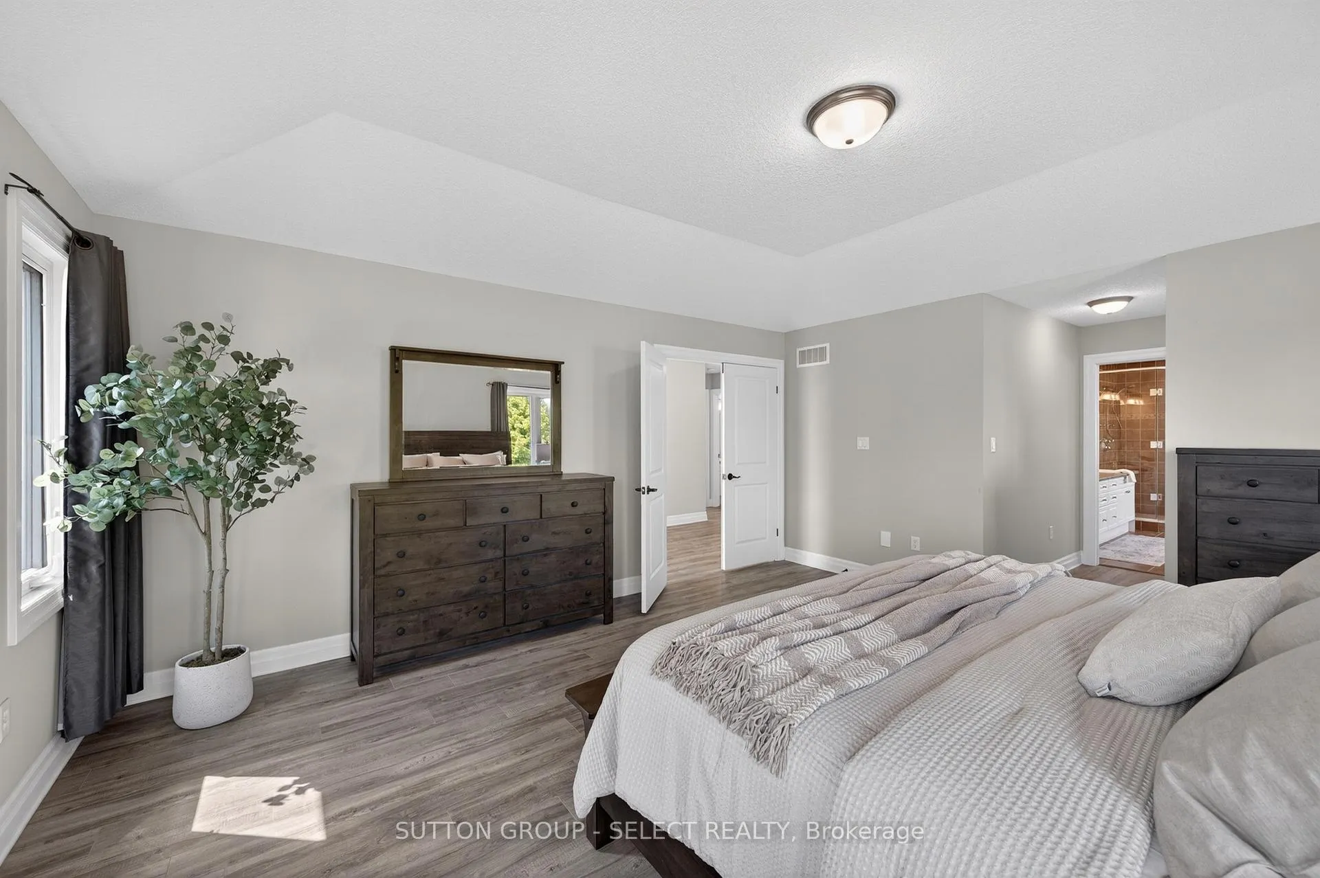 Photo 28 of 220 Boyd Boulevard, Zorra, Thamesford — HOMEH