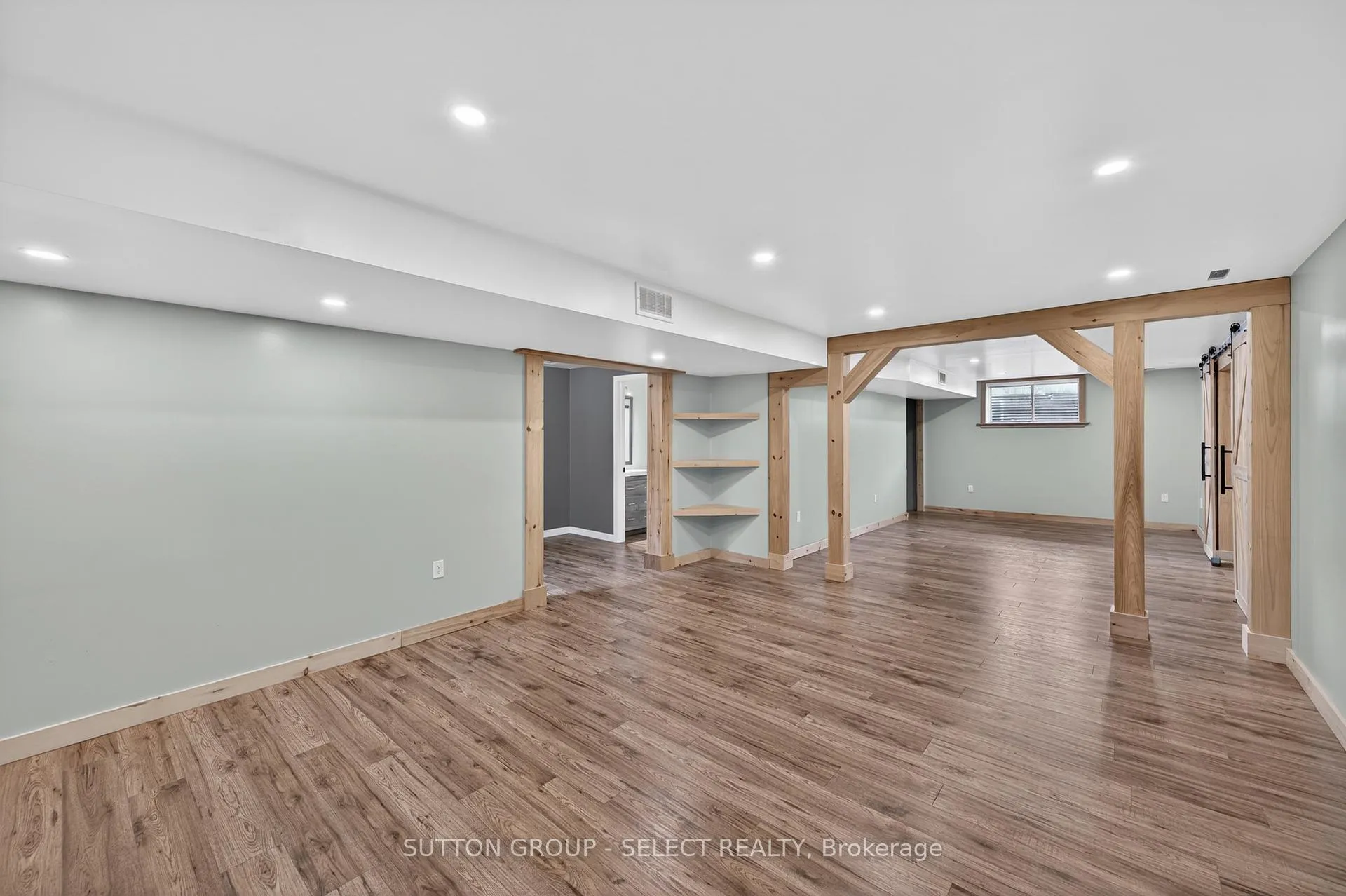 Photo 36 of 220 Boyd Boulevard, Zorra, Thamesford — HOMEH