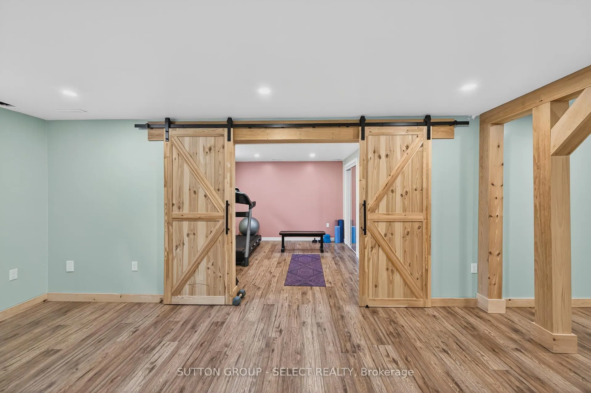 Photo 39 of 220 Boyd Boulevard, Zorra, Thamesford — HOMEH