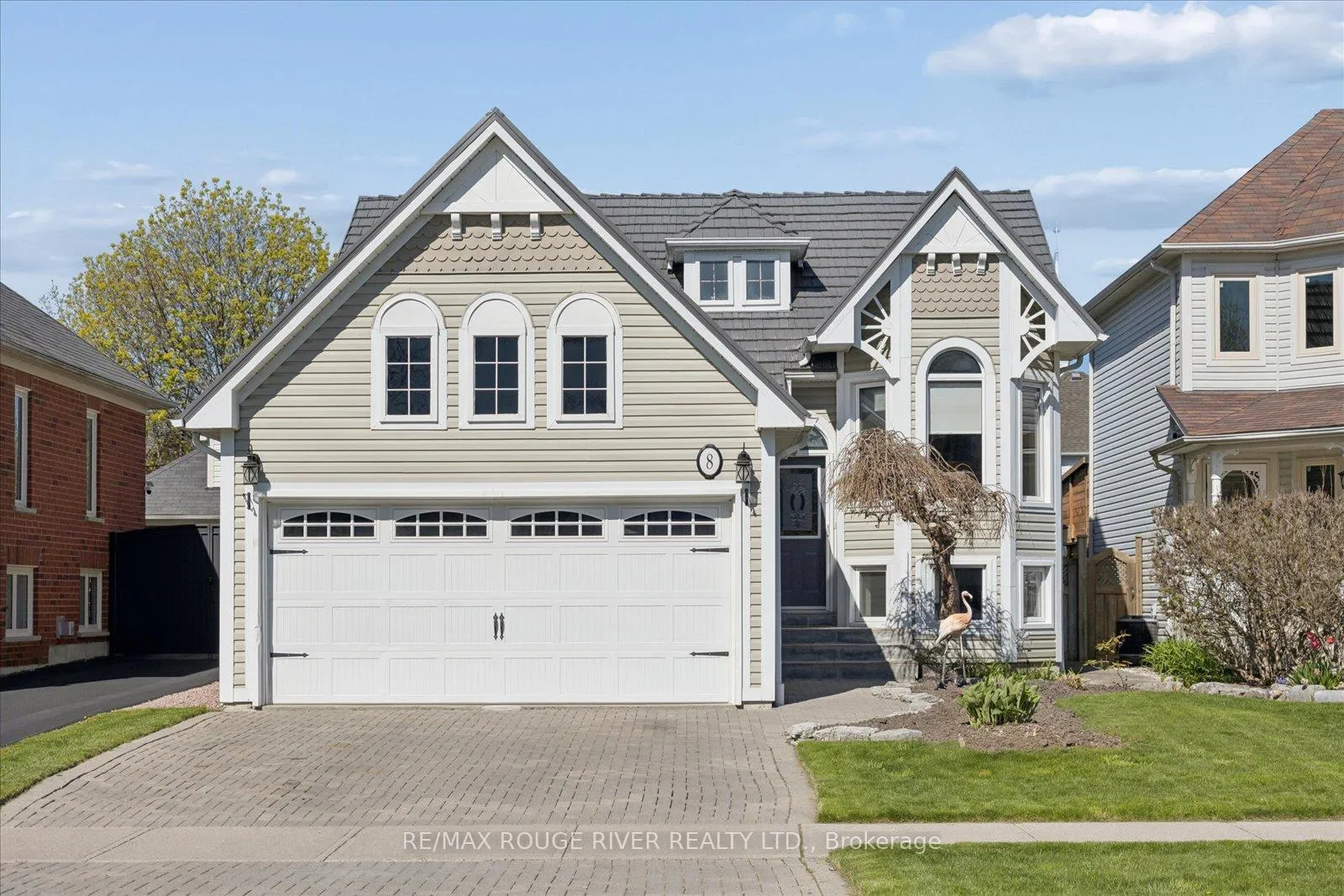 Photo 1 of 8 Rosemarie Crescent, Whitby, Brooklin — HOMEH
