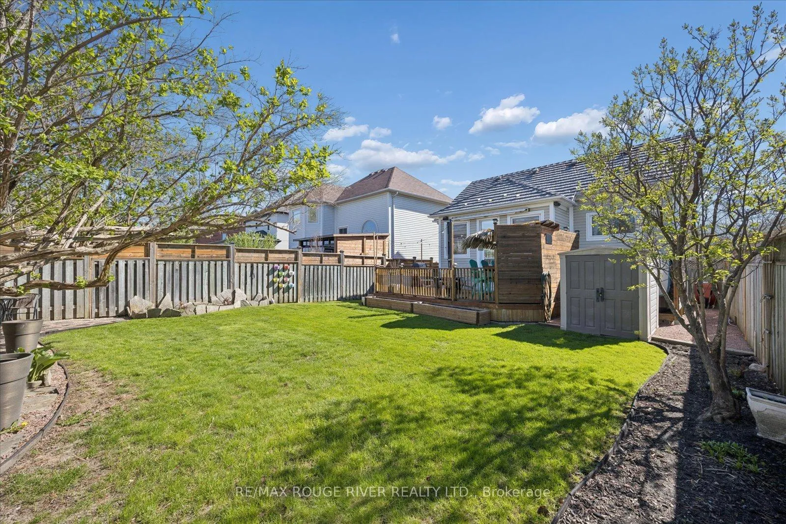 Photo 35 of 8 Rosemarie Crescent, Whitby, Brooklin — HOMEH