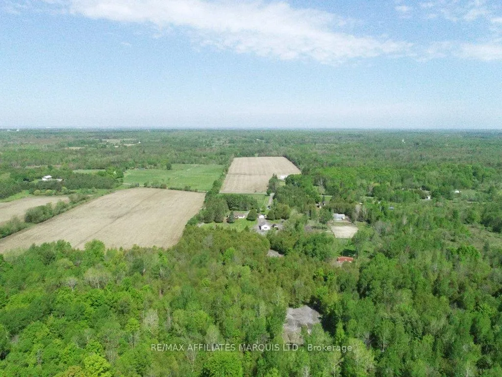 Photo 9 of 18990 Kenyon Conc Rd 4, North Glengarry, North Glengarry (Kenyon) Twp — HOMEH