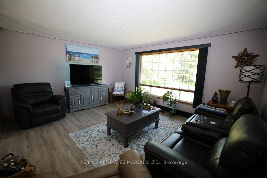 Photo 11 of 18990 Kenyon Conc Rd 4, North Glengarry, North Glengarry (Kenyon) Twp — HOMEH