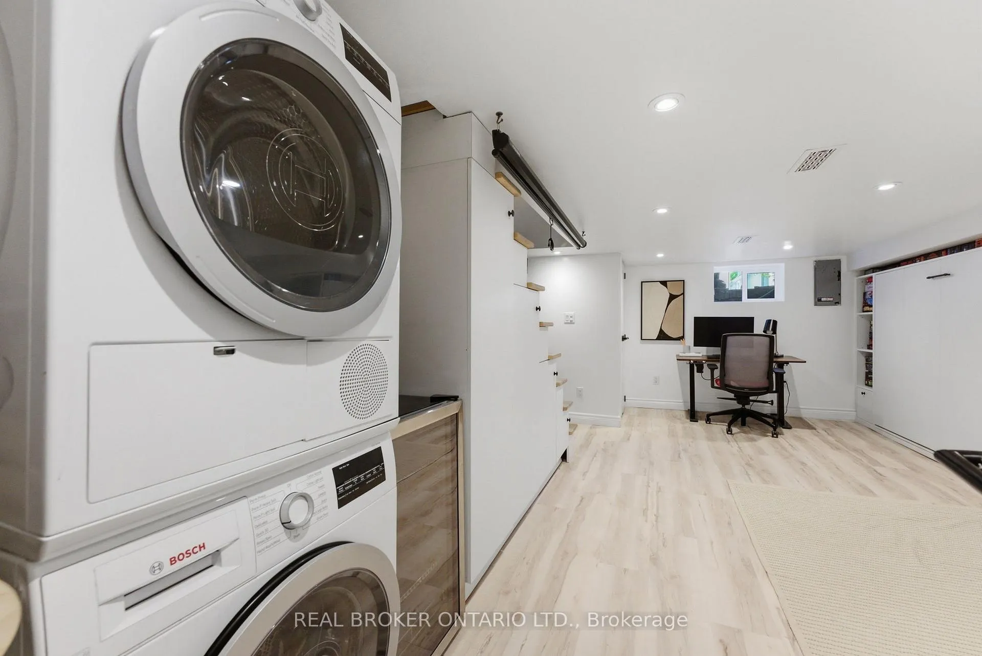 Photo 23 of 833 Sammon Avenue, Toronto, Danforth Village-East York — HOMEH