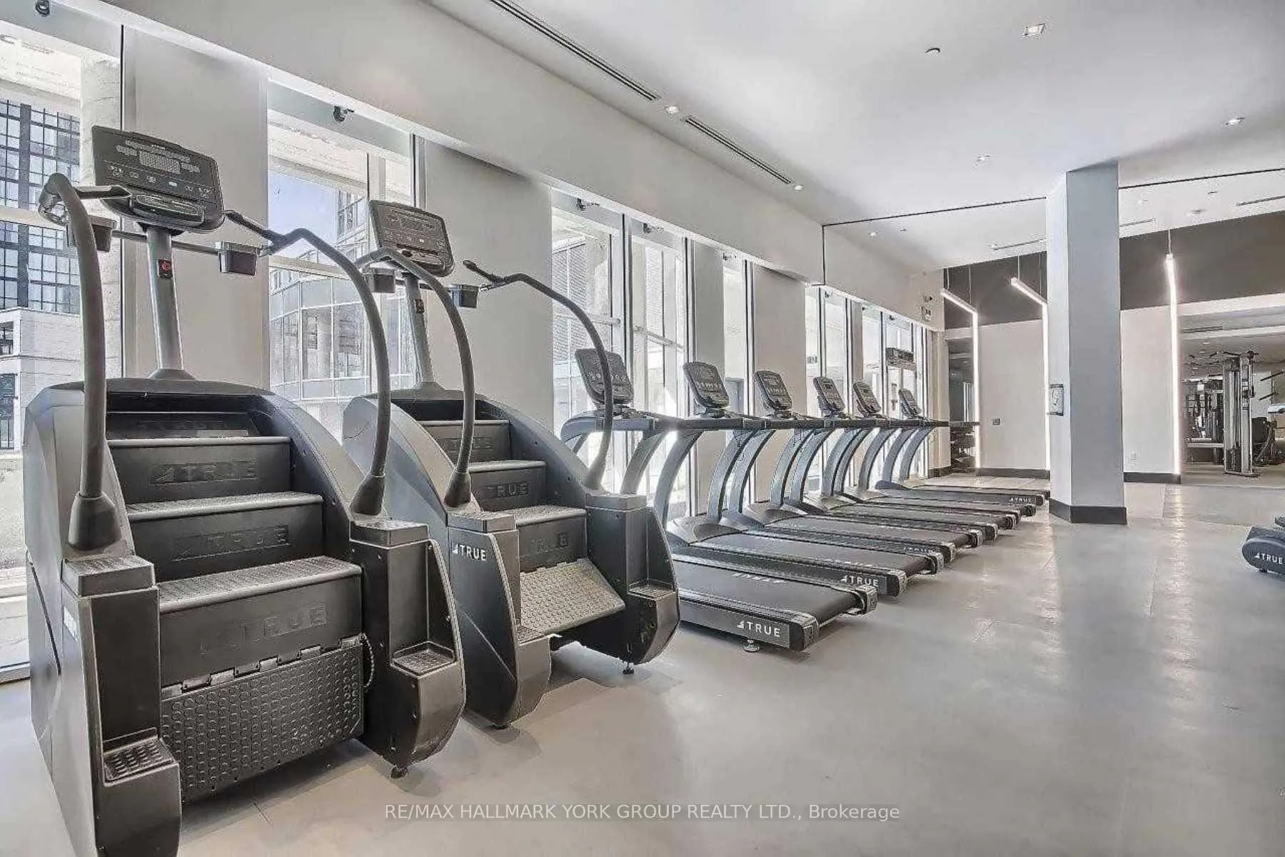 Photo 20 of Unit 3206, 2916 Highway 7 Road, Vaughan, Concord — HOMEH