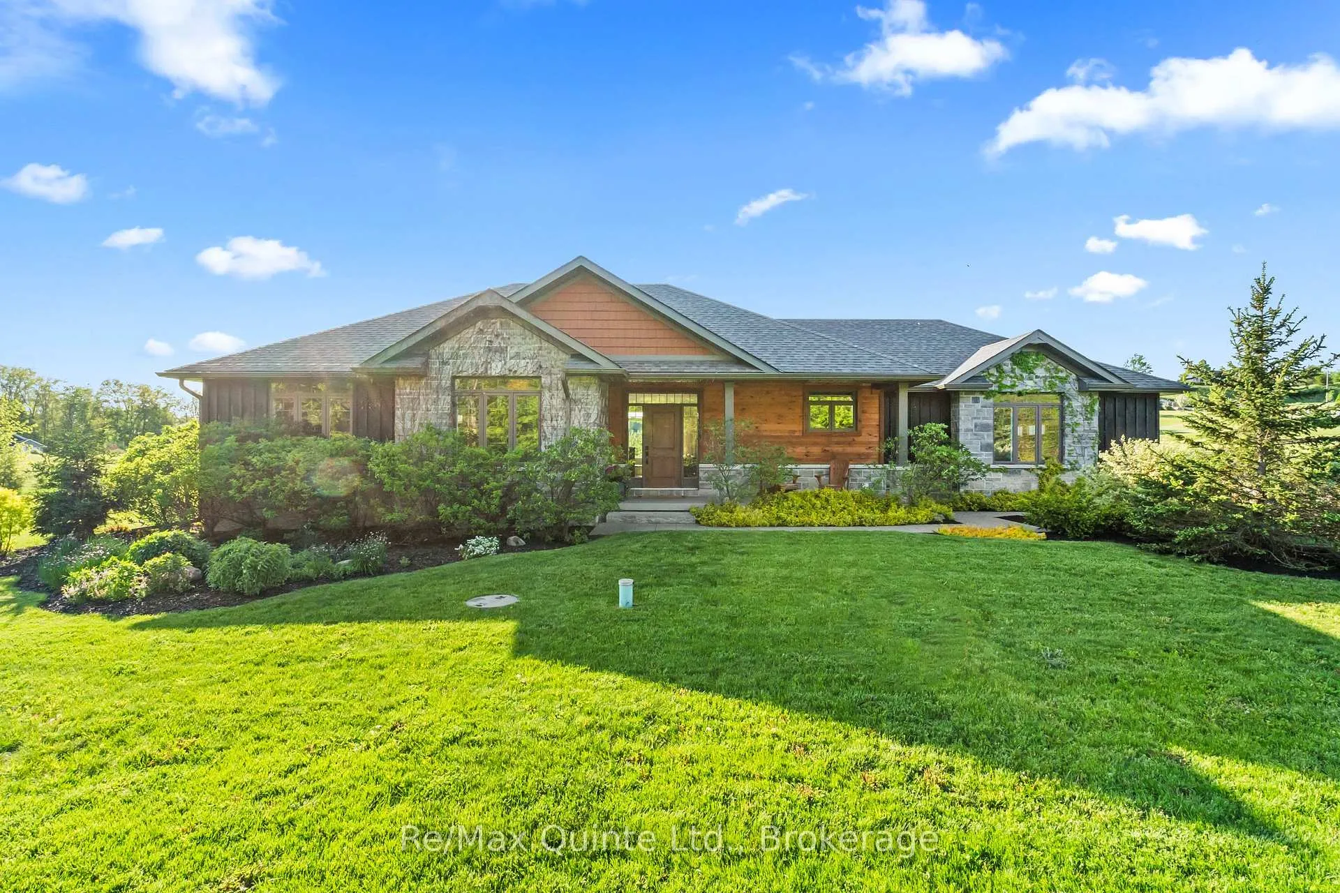Photo 40 of 68 Hidden Valley Drive, Belleville, Thurlow Ward — HOMEH