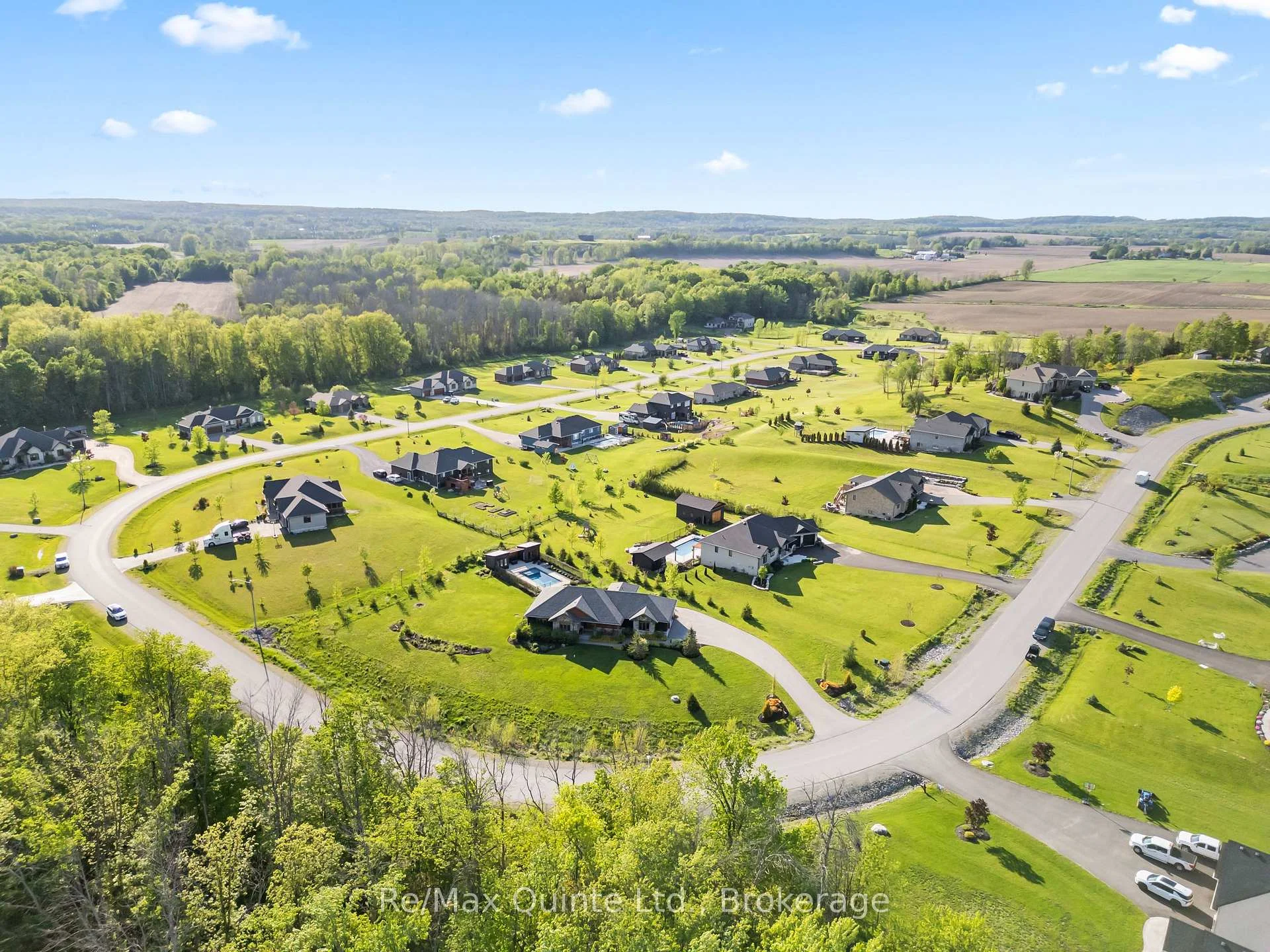 Photo 8 of 68 Hidden Valley Drive, Belleville, Thurlow Ward — HOMEH