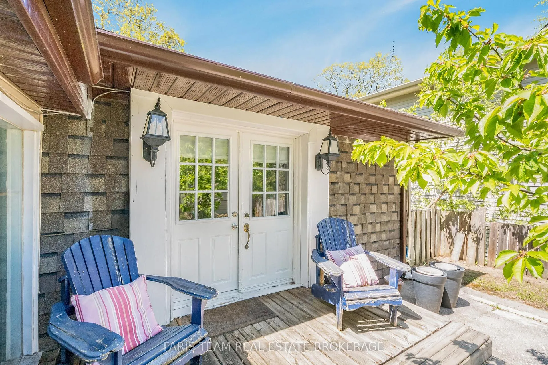 Photo 4 of 216 Oxbow Park Drive, Wasaga Beach — HOMEH