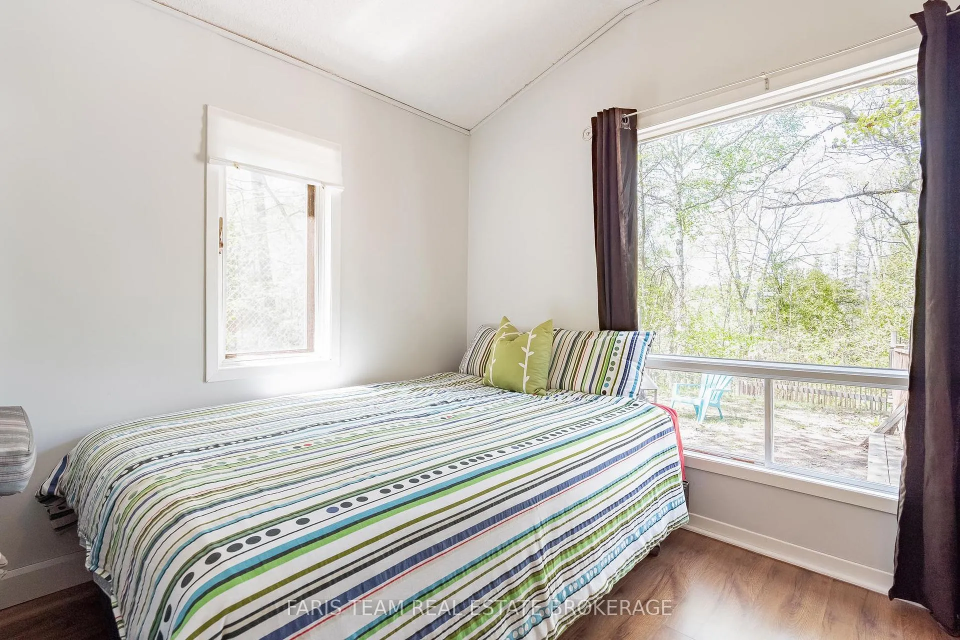 Photo 15 of 216 Oxbow Park Drive, Wasaga Beach — HOMEH