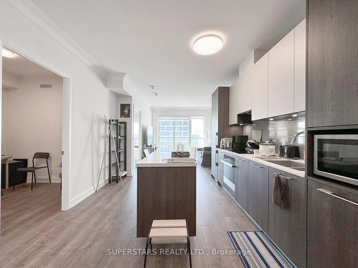 Photo 2 of Unit 1909, 8 Water Walk Drive, Markham, Unionville — HOMEH