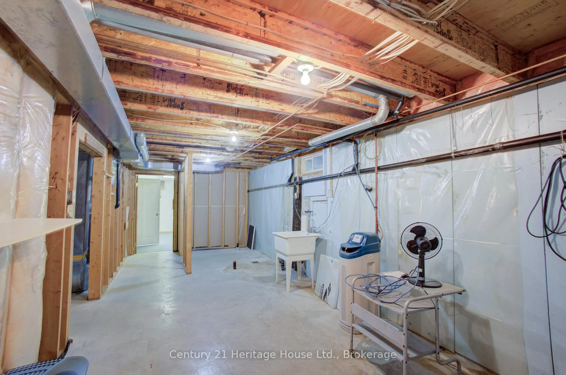 Photo 34 of 320 Arthur Street, West Grey — HOMEH