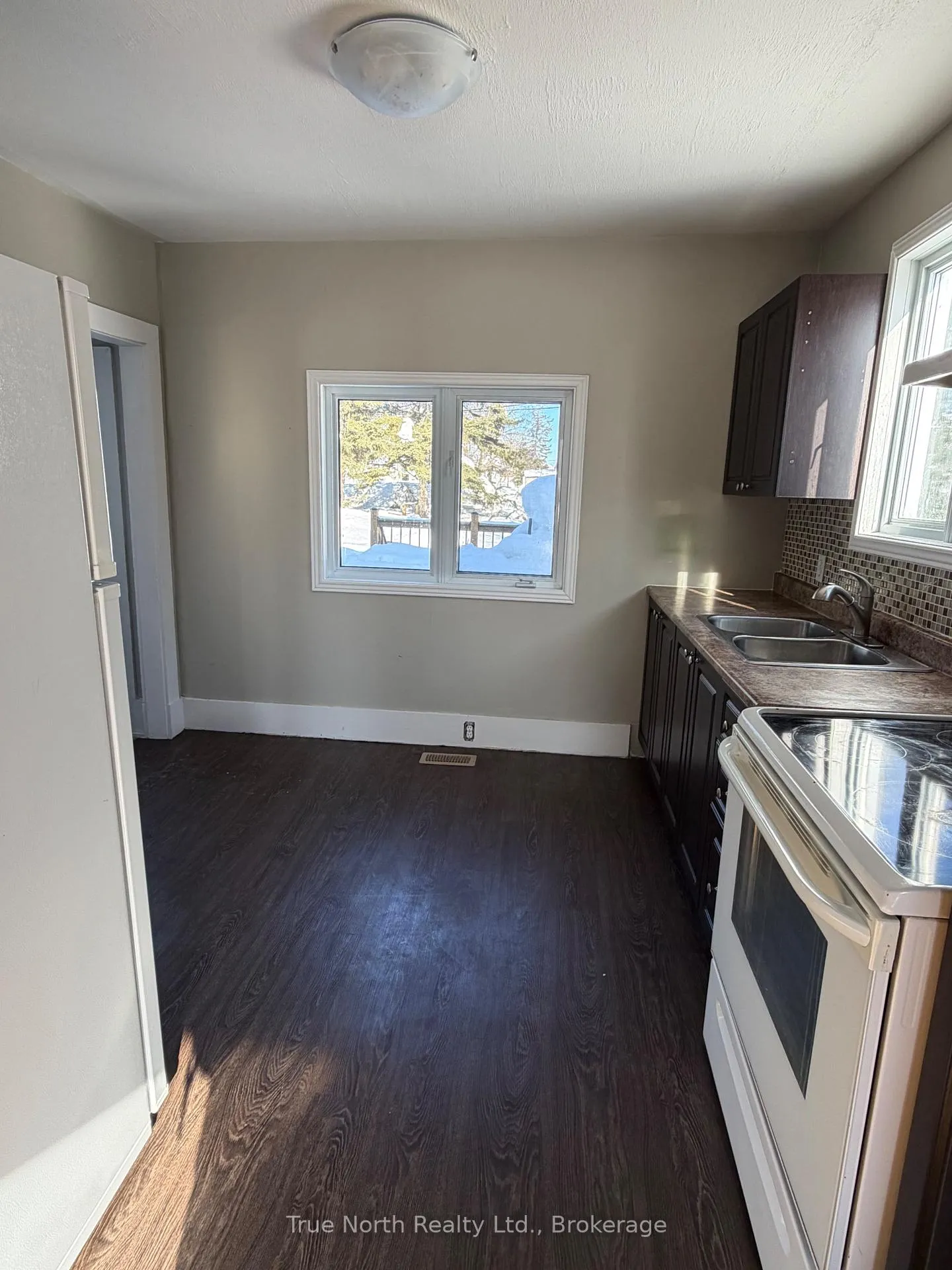 Photo 16 of 6 Dominion Avenue, Kapuskasing — HOMEH