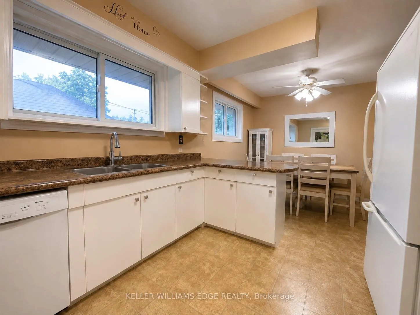 Photo 7 of 917 Orpha Street, Burlington, Freeman — HOMEH