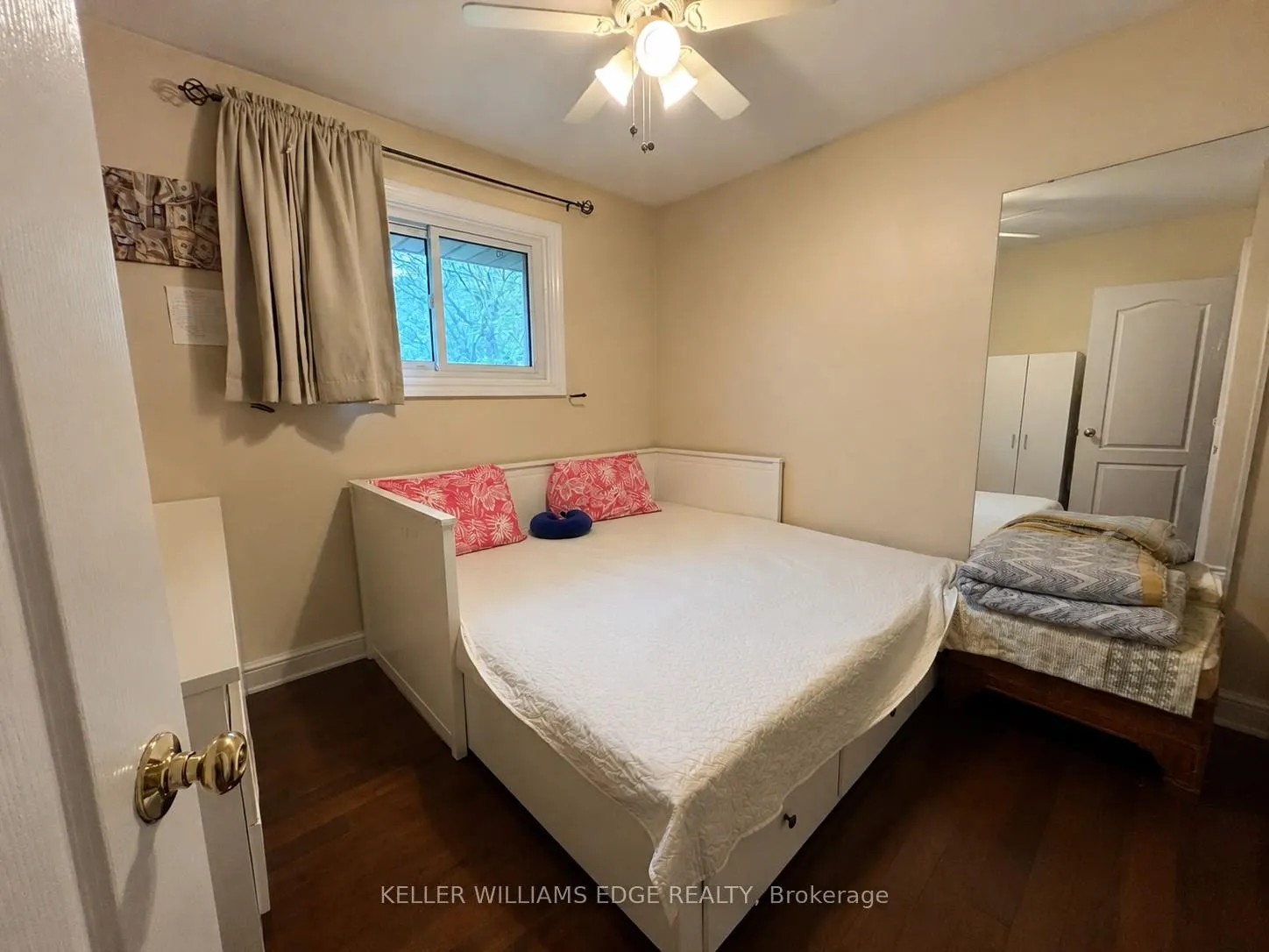 Photo 14 of 917 Orpha Street, Burlington, Freeman — HOMEH