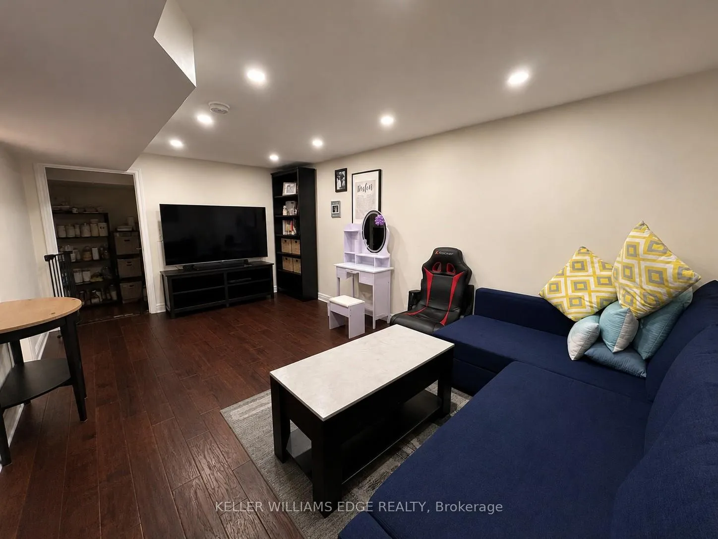 Photo 17 of 917 Orpha Street, Burlington, Freeman — HOMEH
