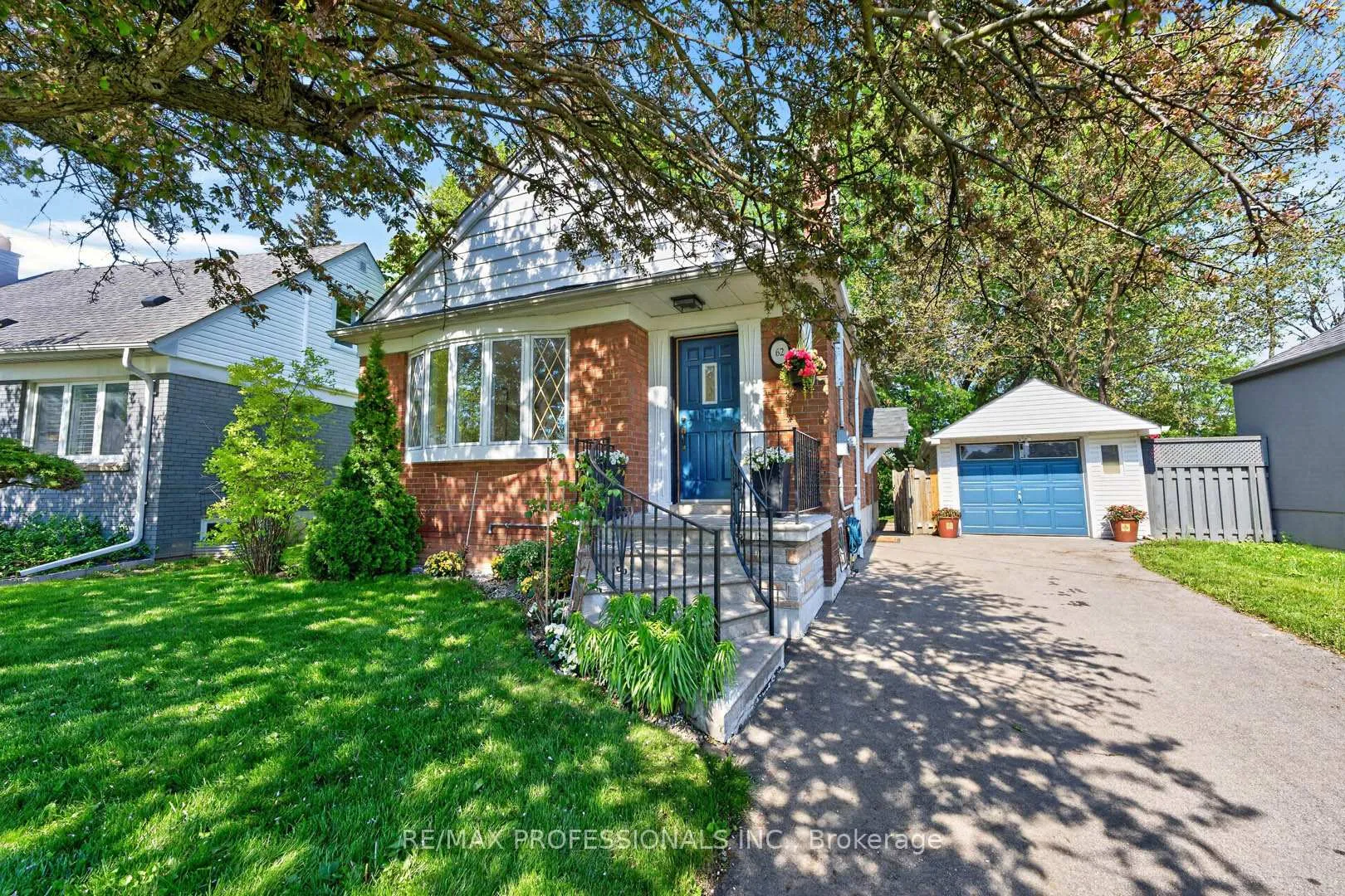 Photo 1 of 62 Marchington Circle, Scarborough, Wexford-Maryvale — HOMEH